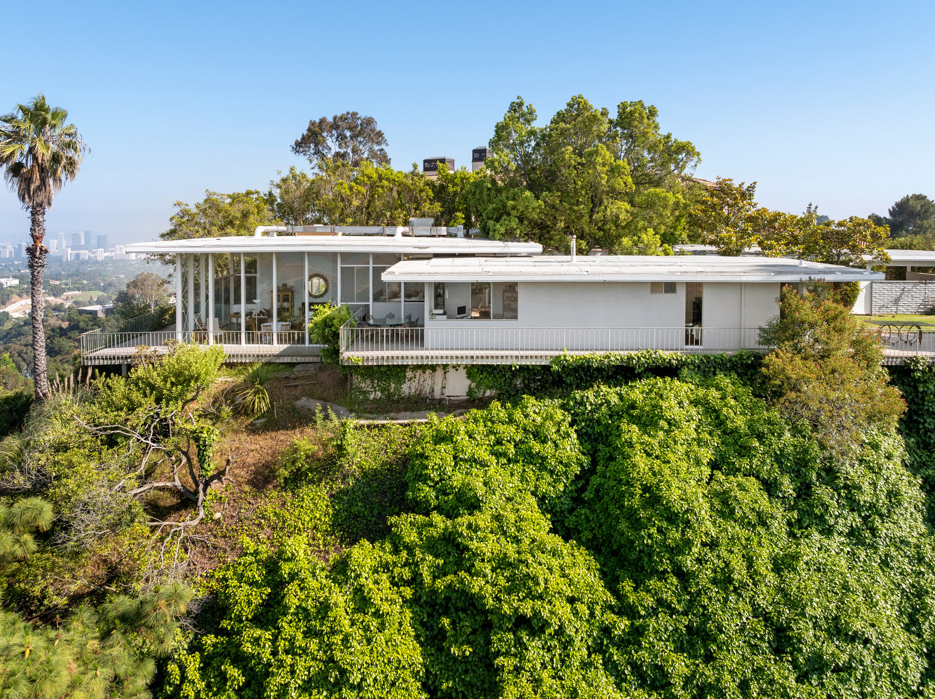 1298 Stradella Rd, Bel Air