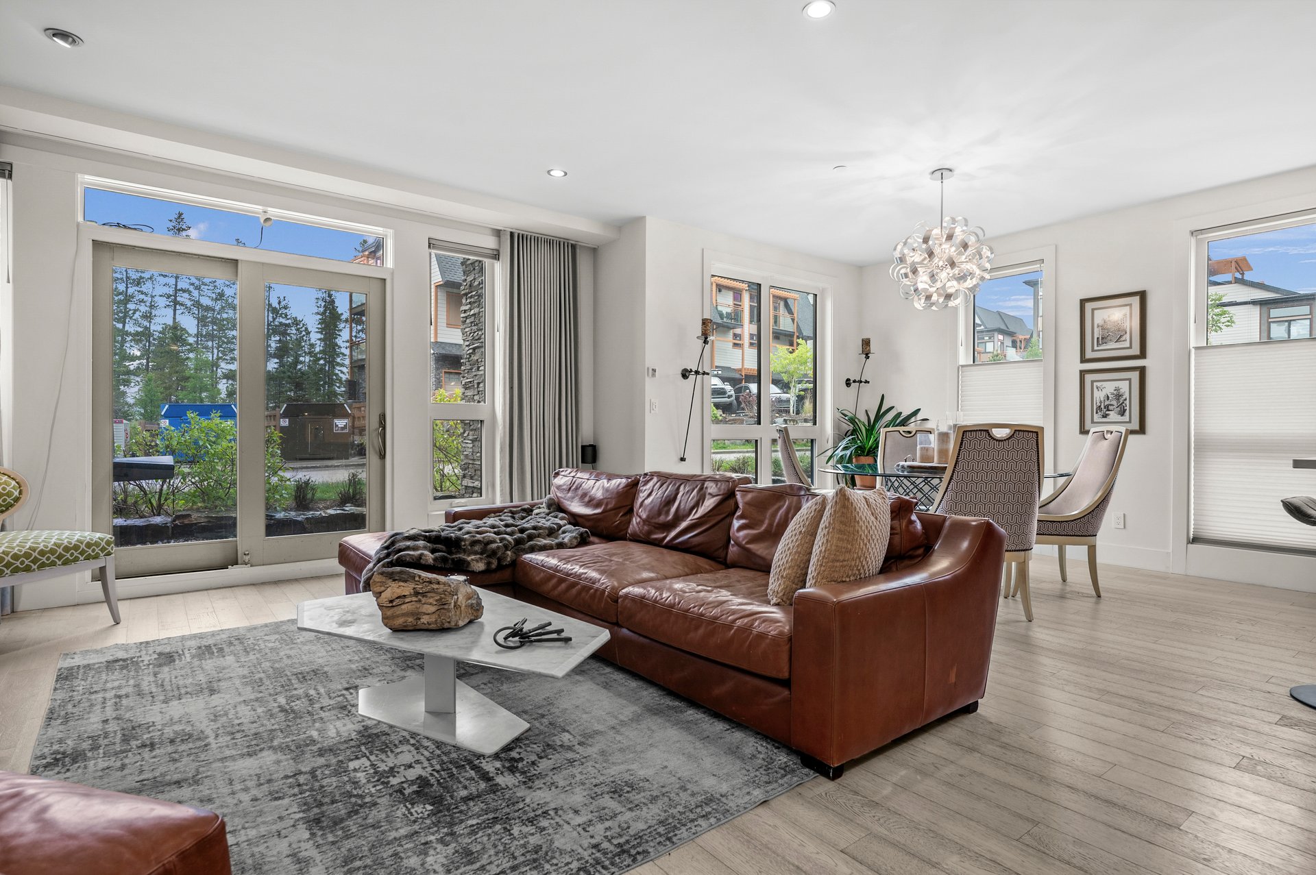 101A Stewart Creek Rise Unit: 101