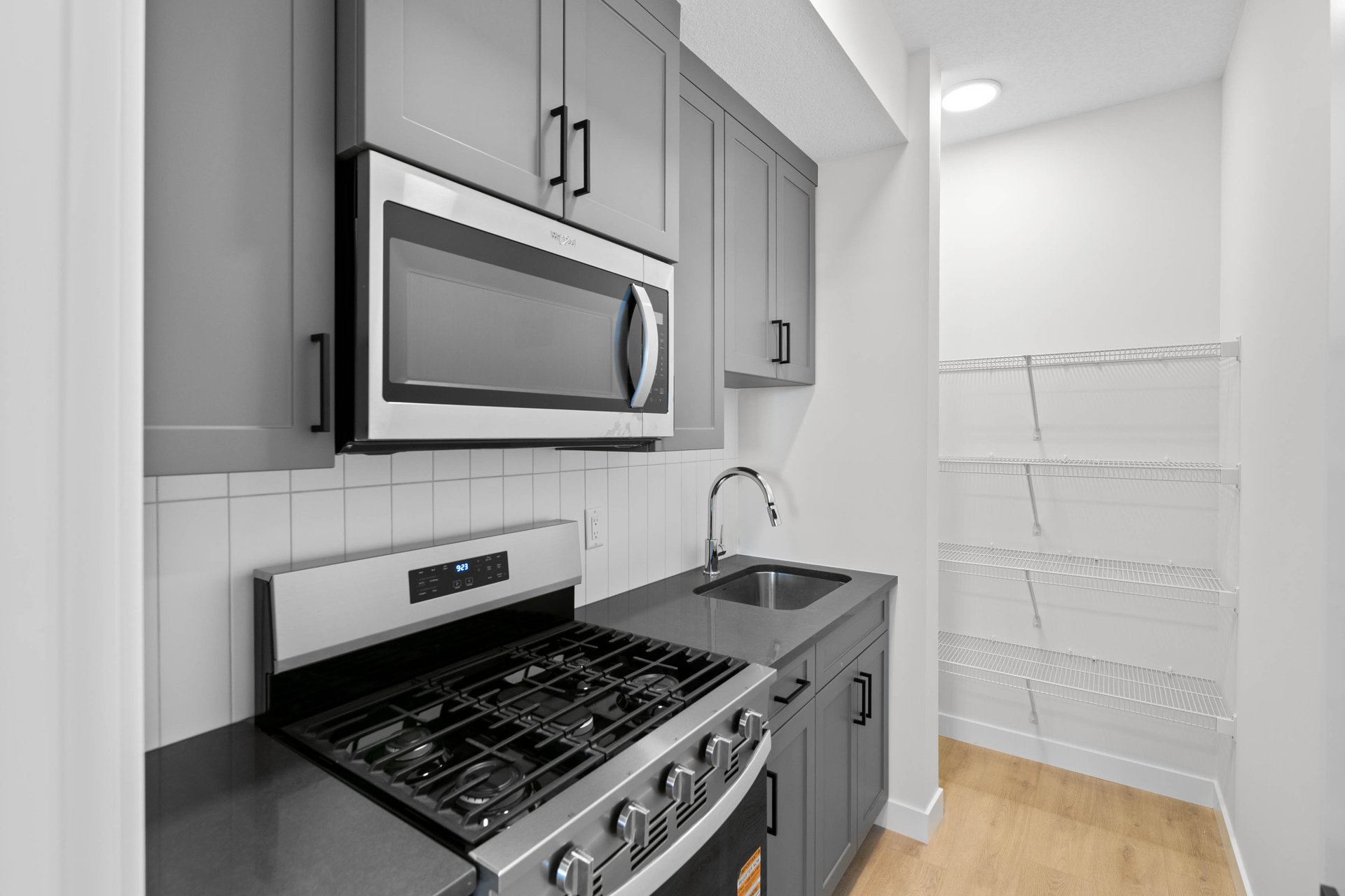 175 Belvedere Crescent SE