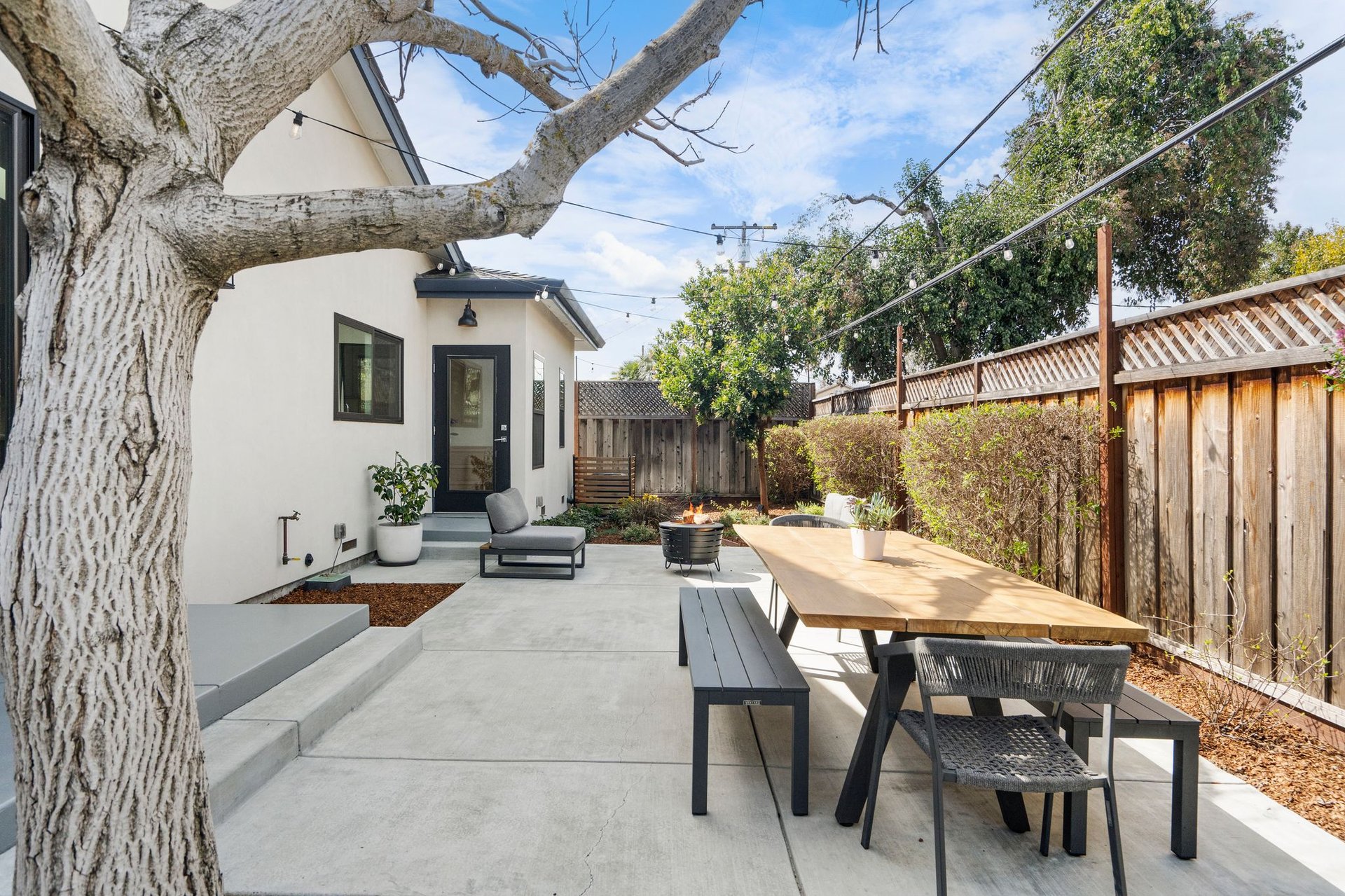 2331 Sunny Vista Dr