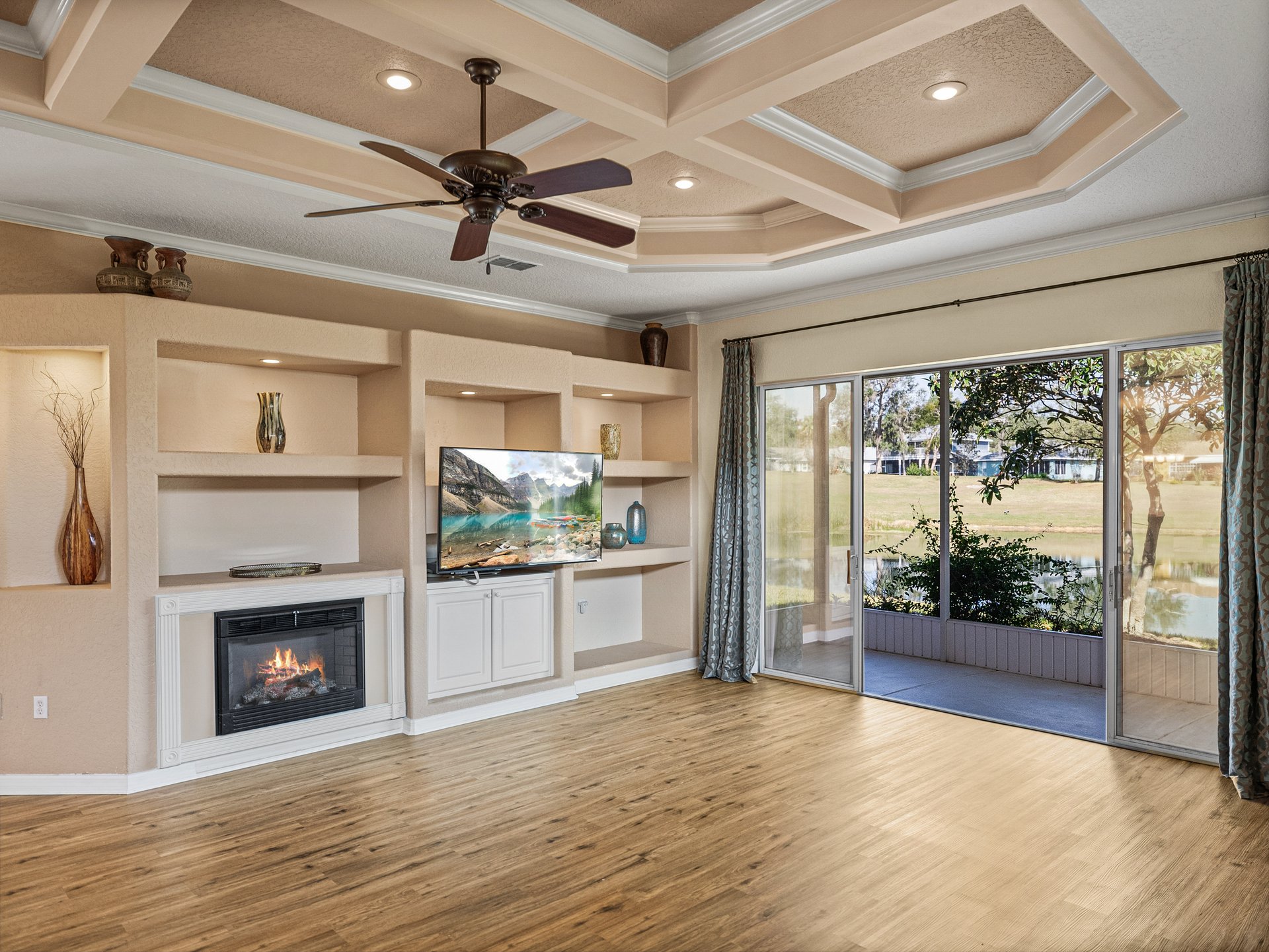 12333 WOODLANDS CIR
