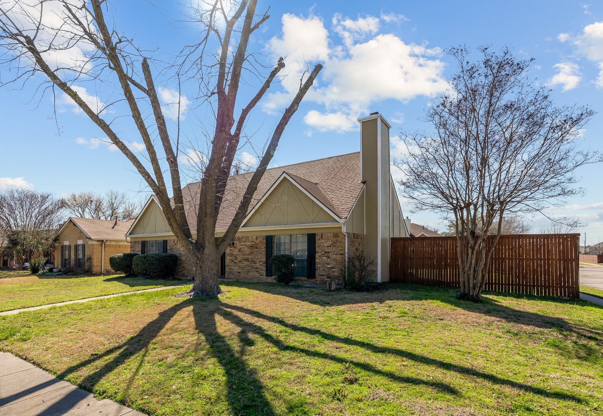 2735 Naples Drive