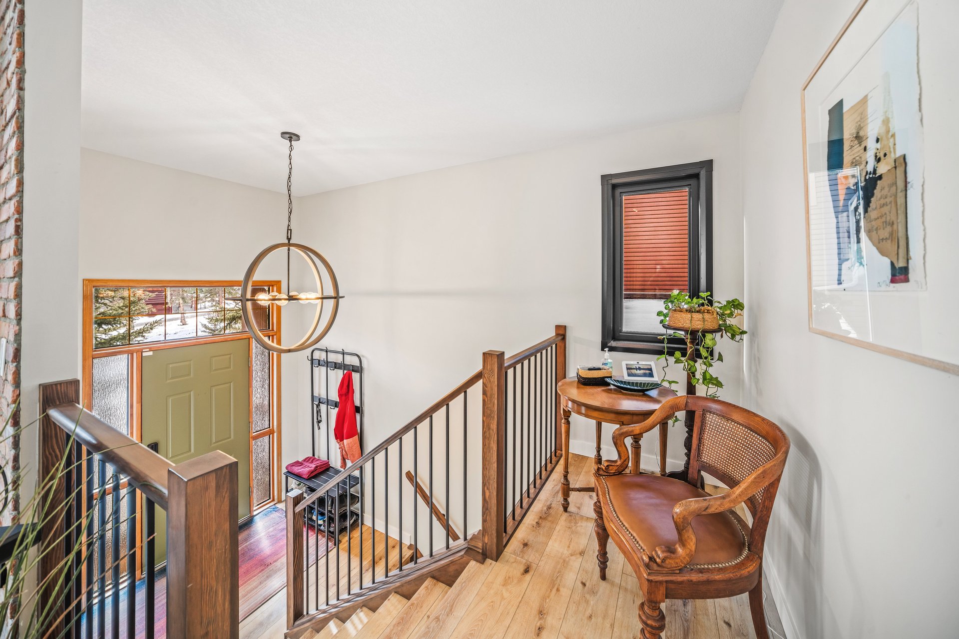 108 Lougheed Circle