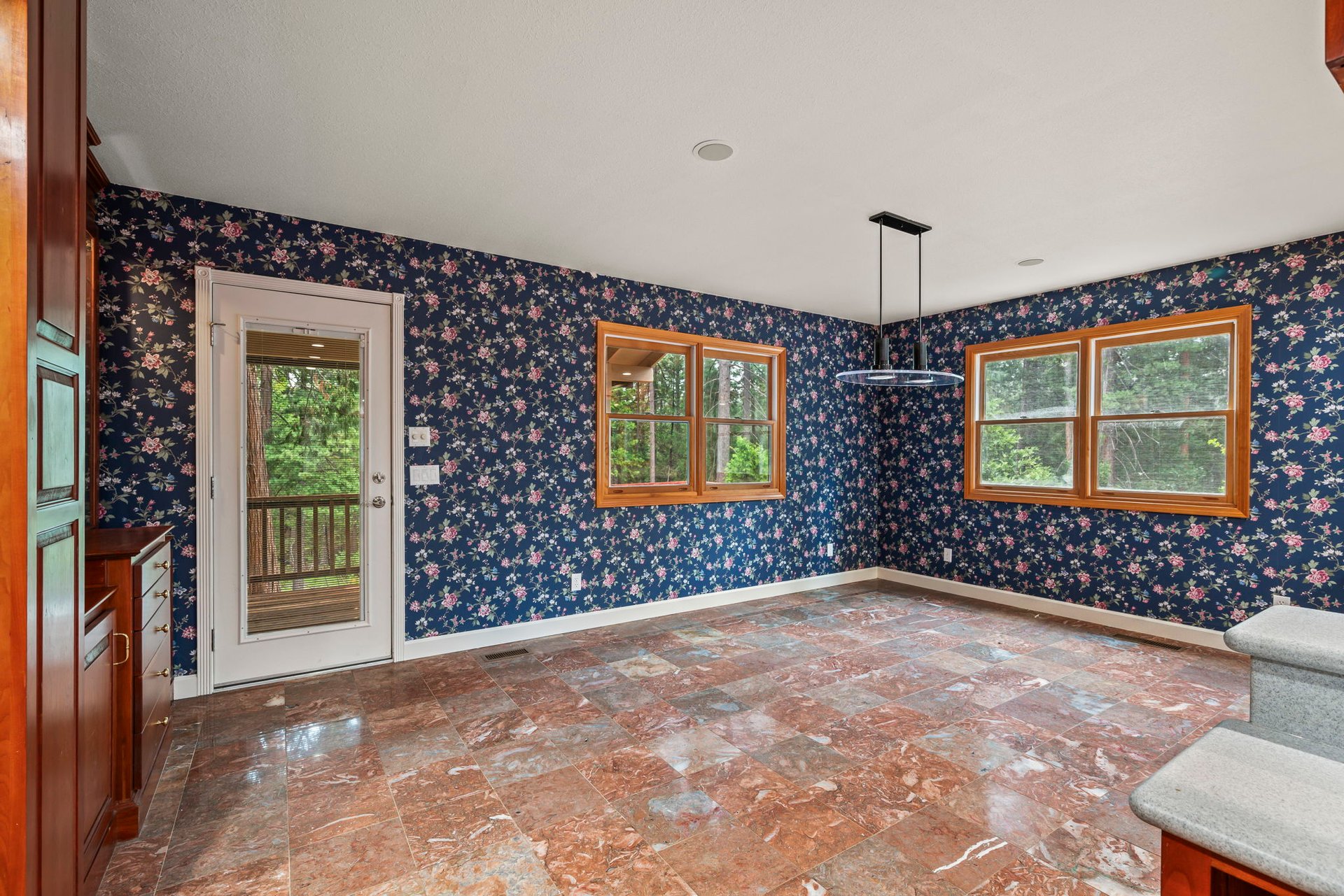 7481 Slug Gulch Rd