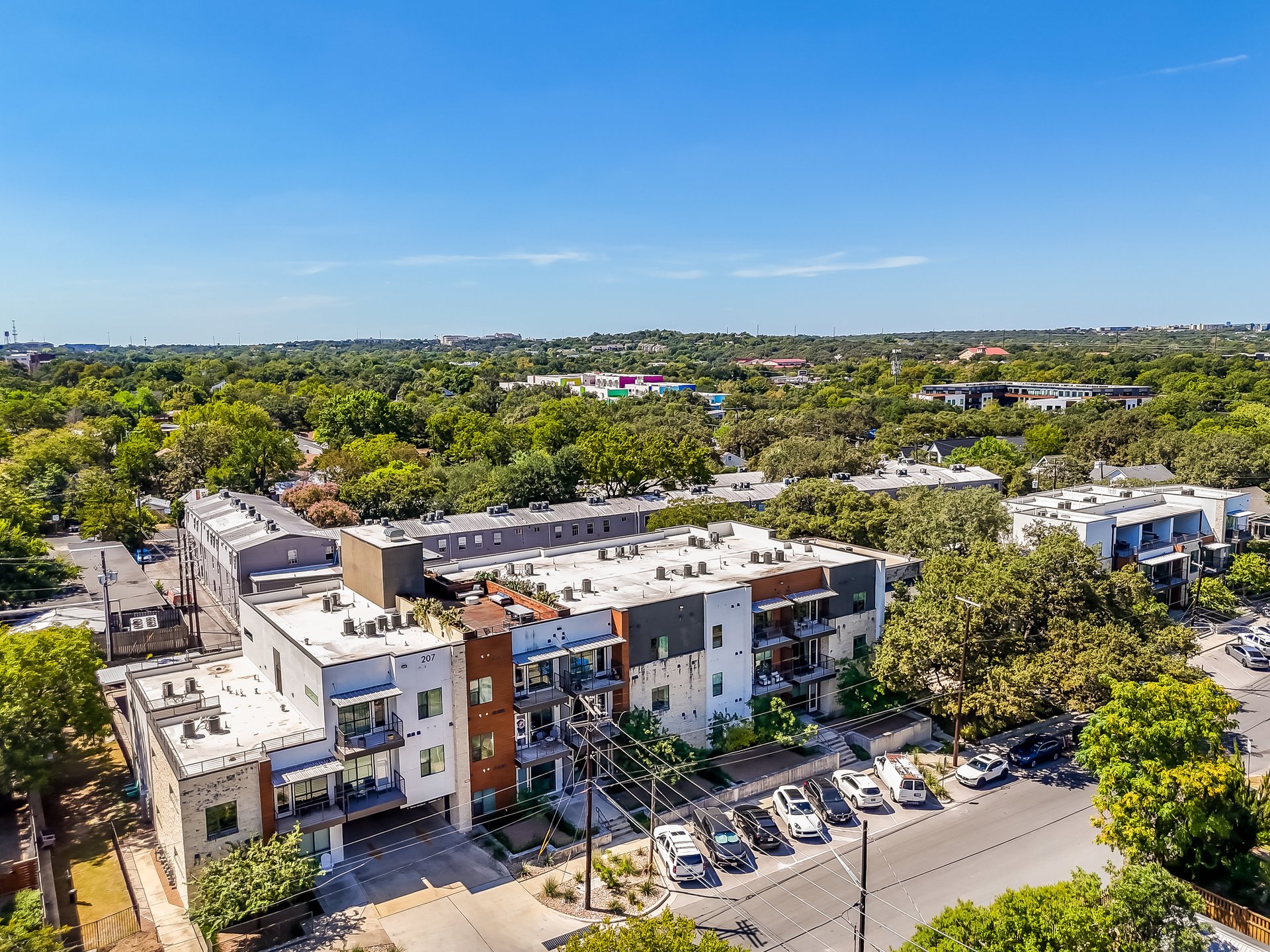 207 W Johanna St