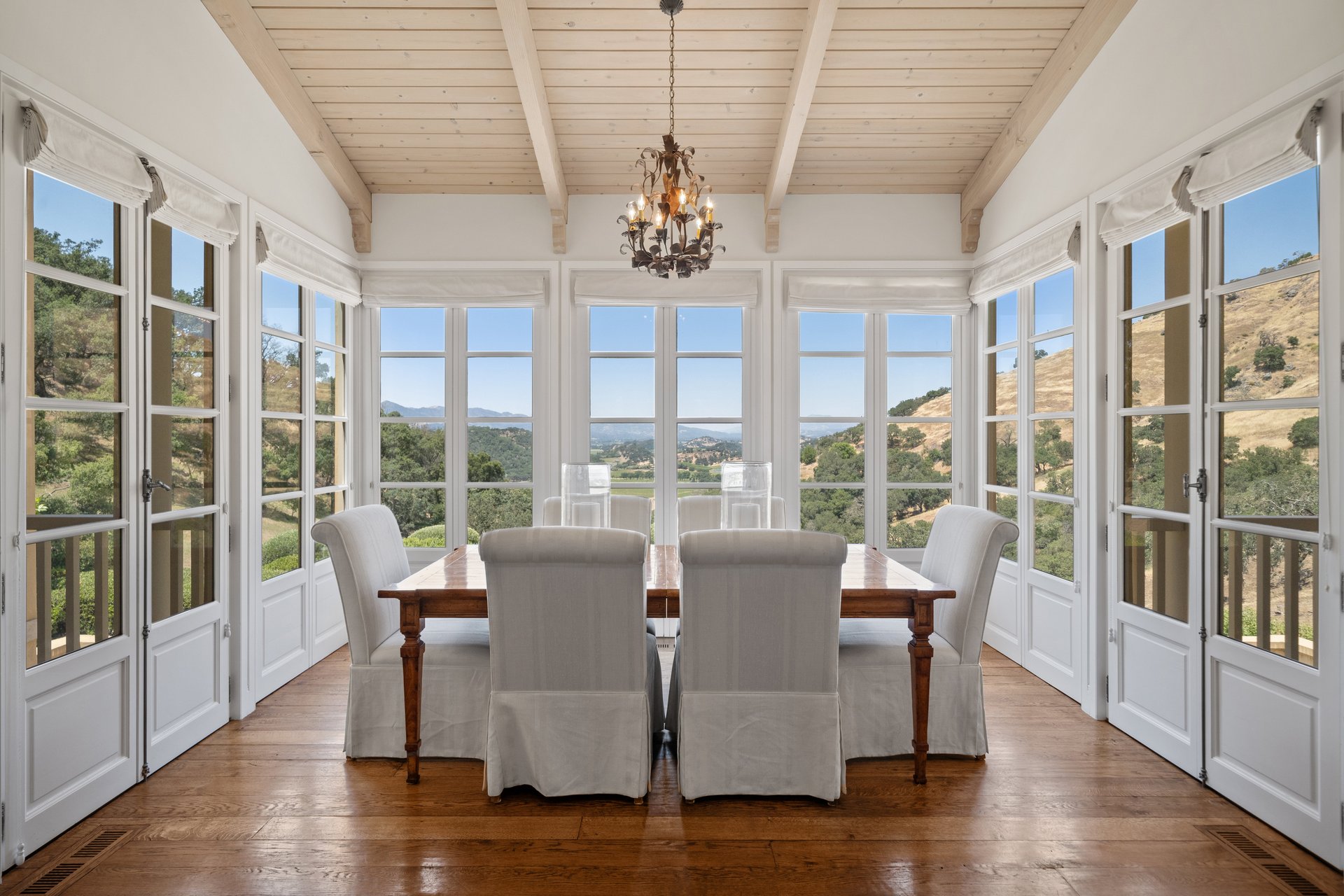 4 Winds Estate