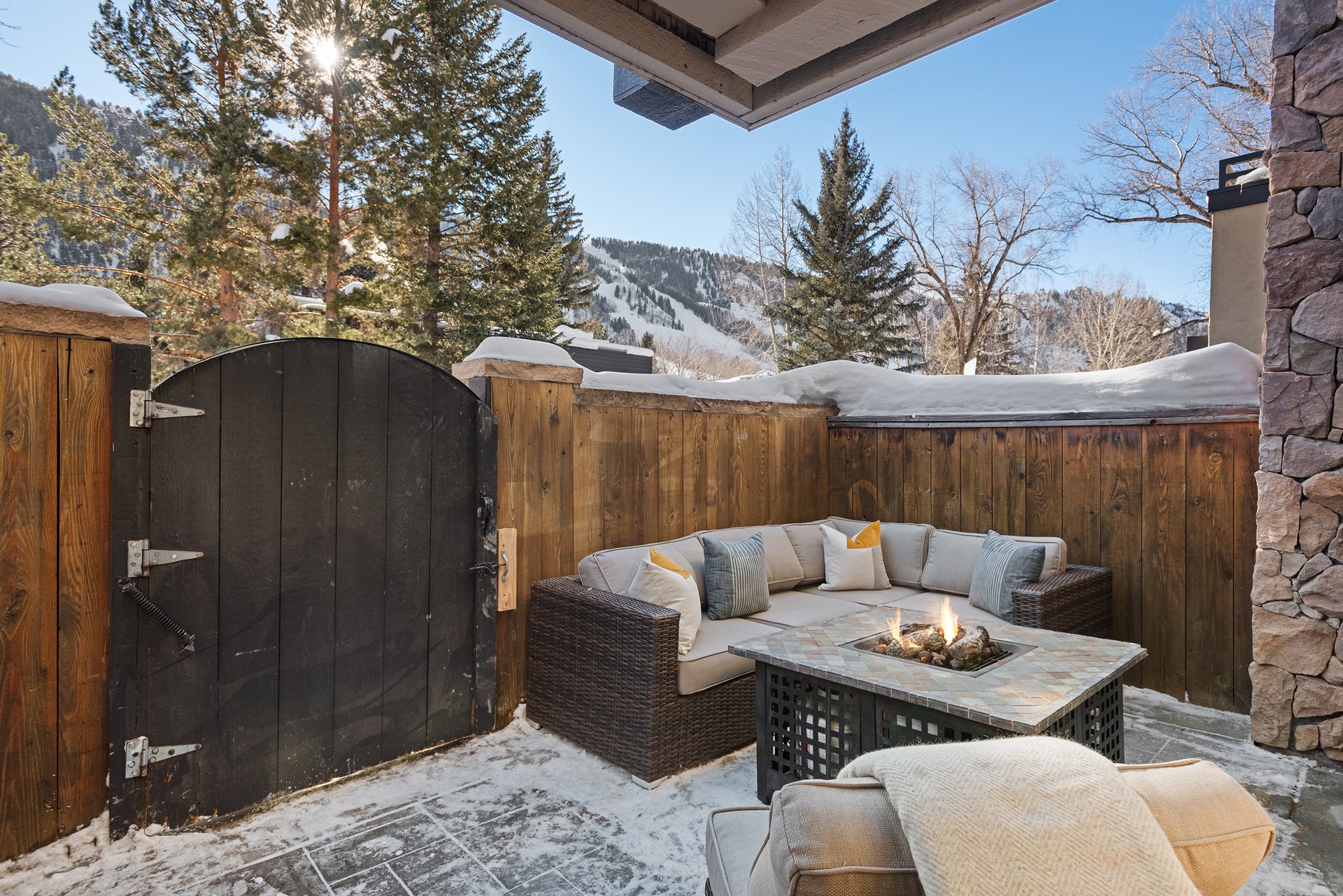 Stunning Townhome in the Heart of Downtown