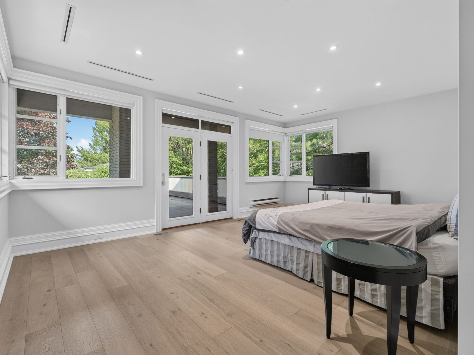 Timeless Transitional Architecture