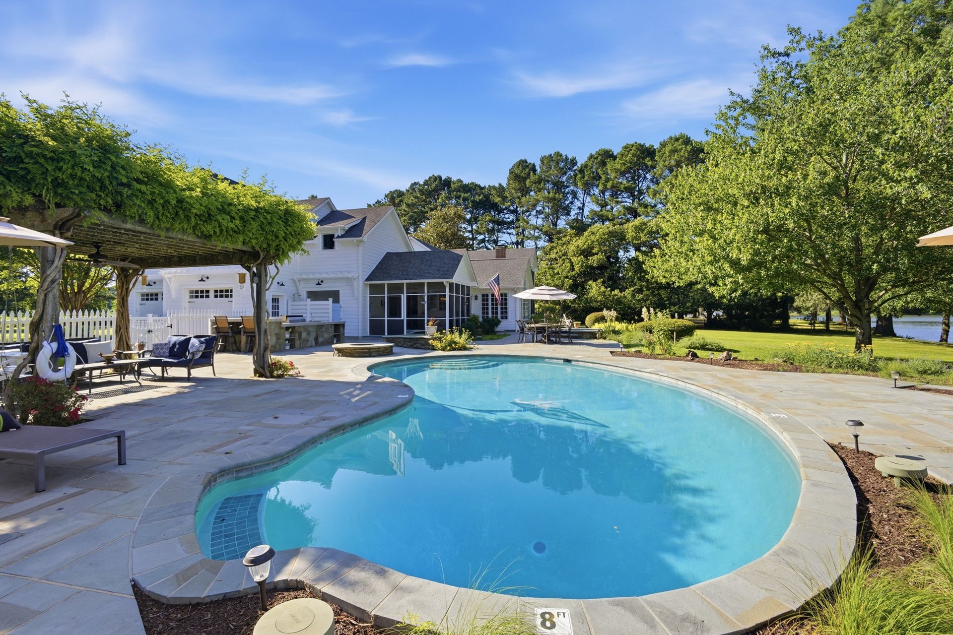 27669 Wakefield Lane