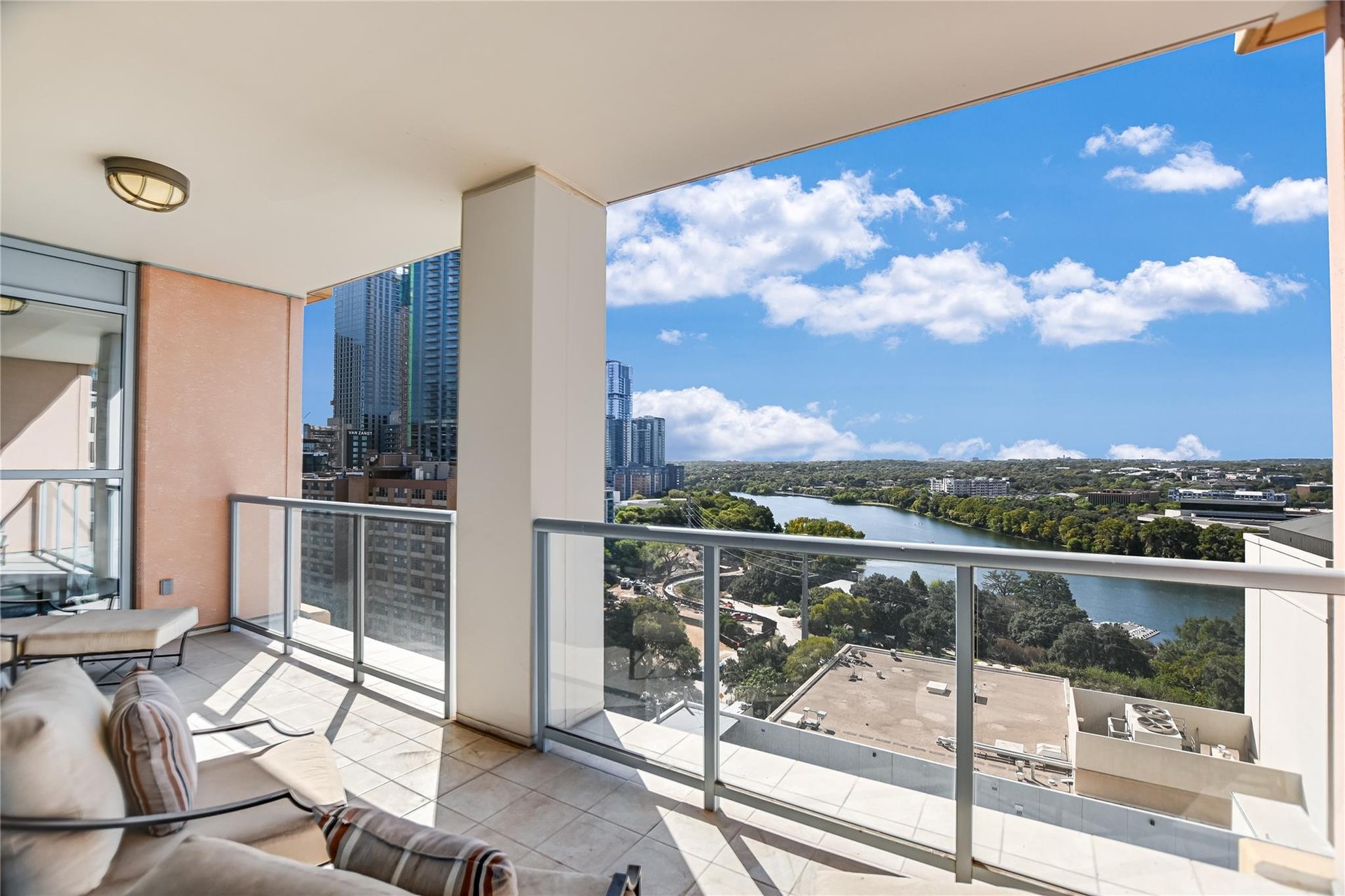 98 San Jacinto Boulevard #1209