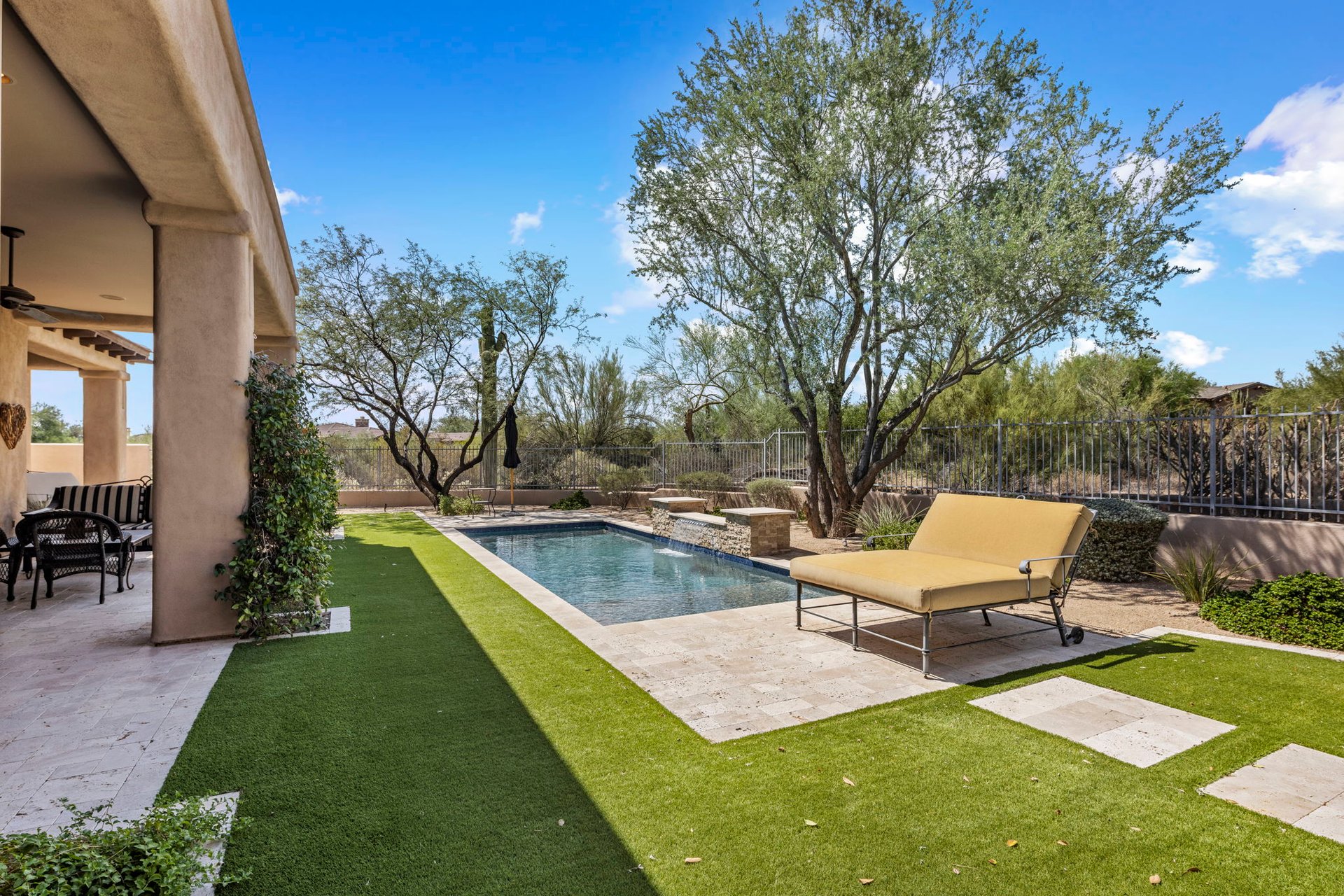 9290 E Thompson Peak Parkway, 110
