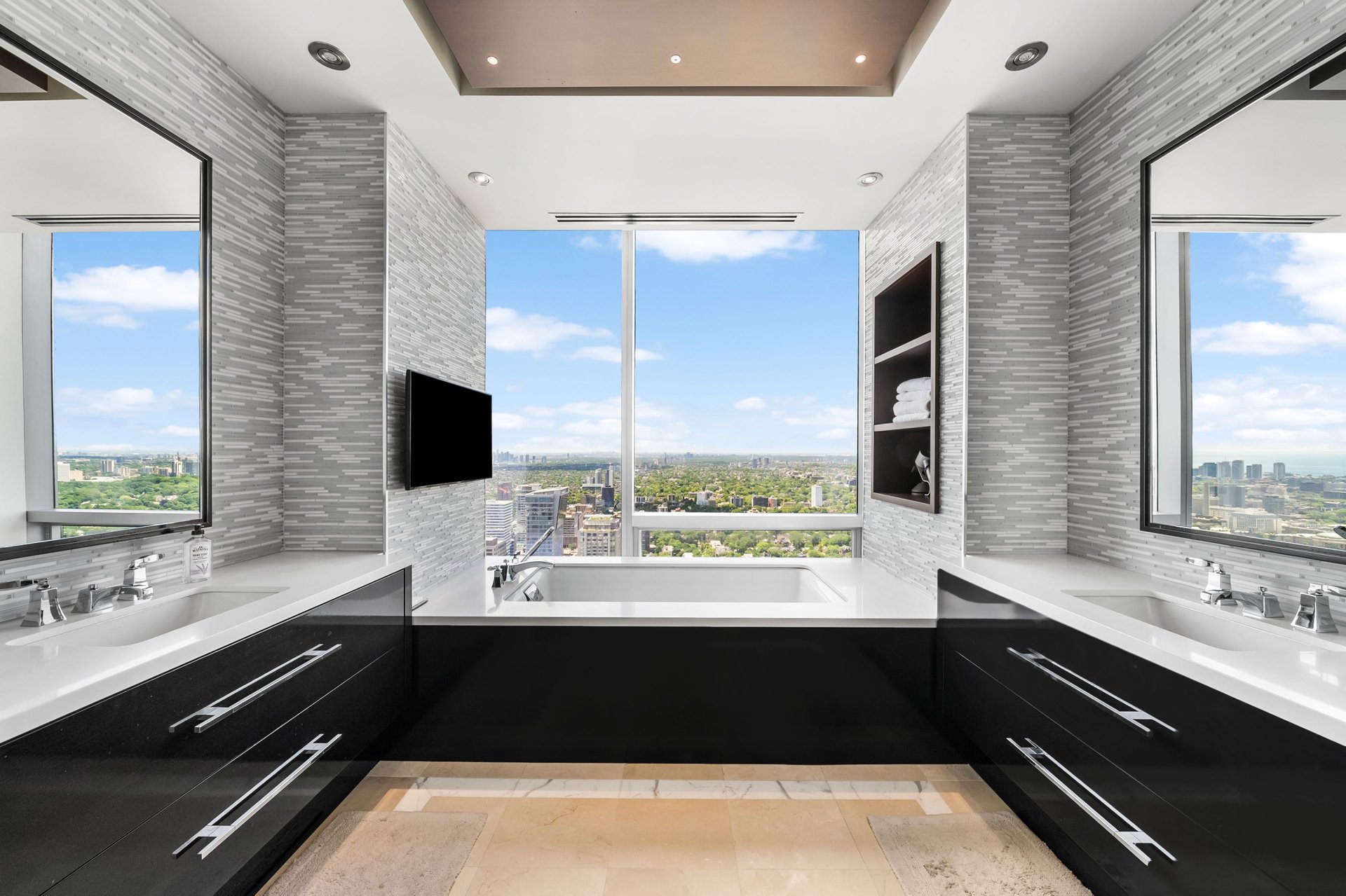 Four Seasons Residence