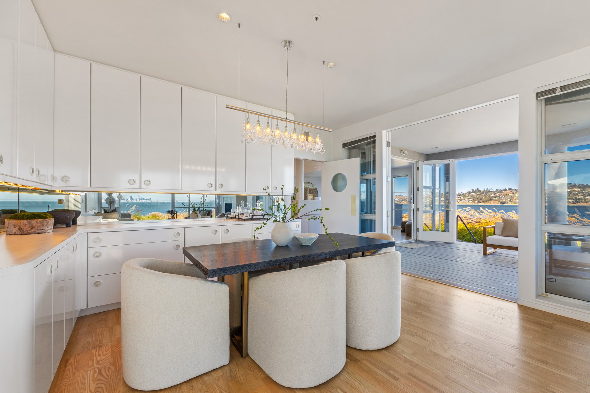 Sweeping Views Across the Bay