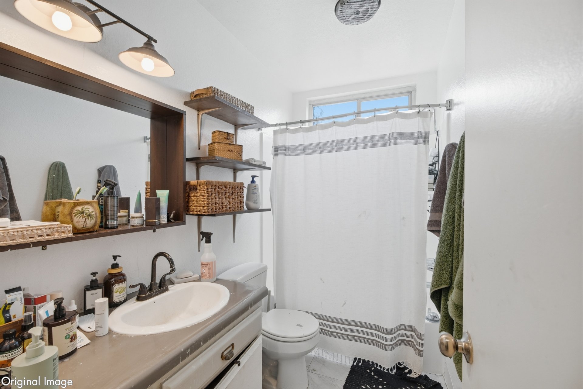 12940 Riverside Dr #201, Sherman Oaks