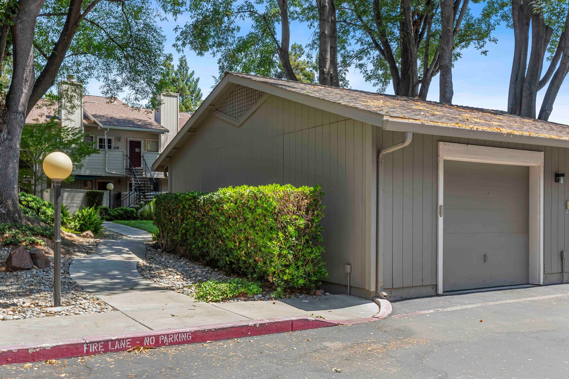 3852 Panda Place