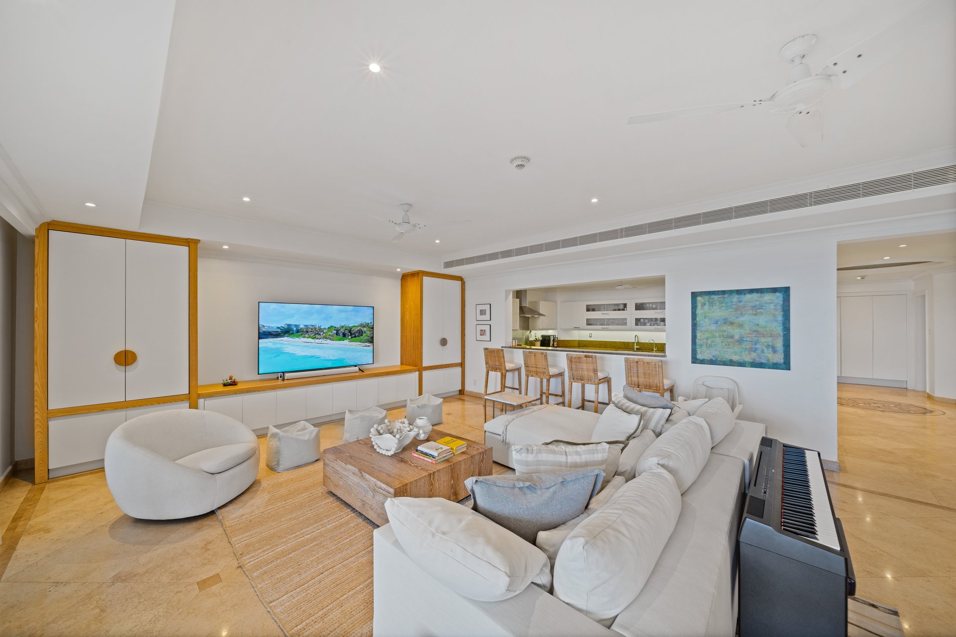 Sandy Cove 101