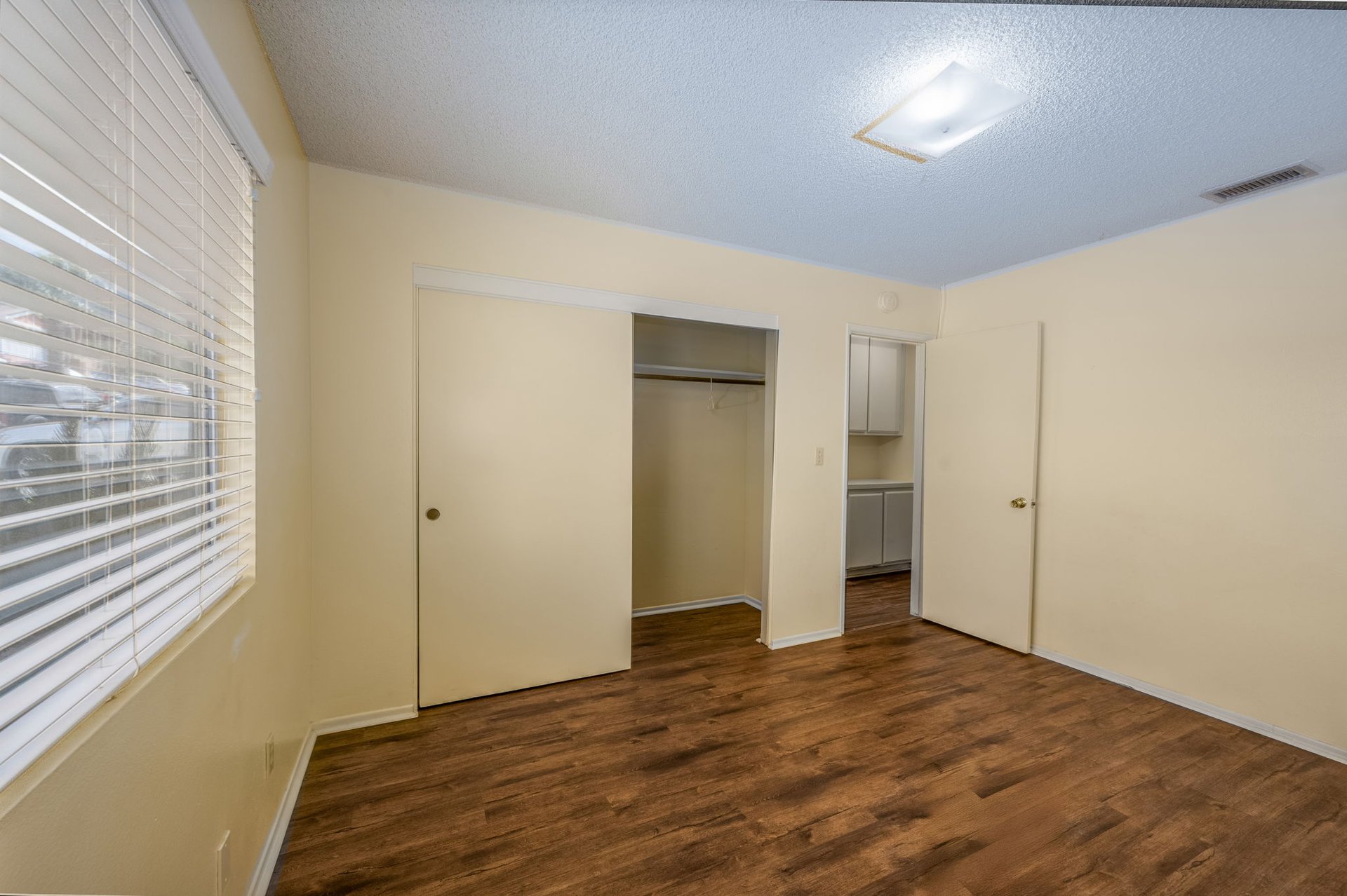 33115 Evergreen Dr