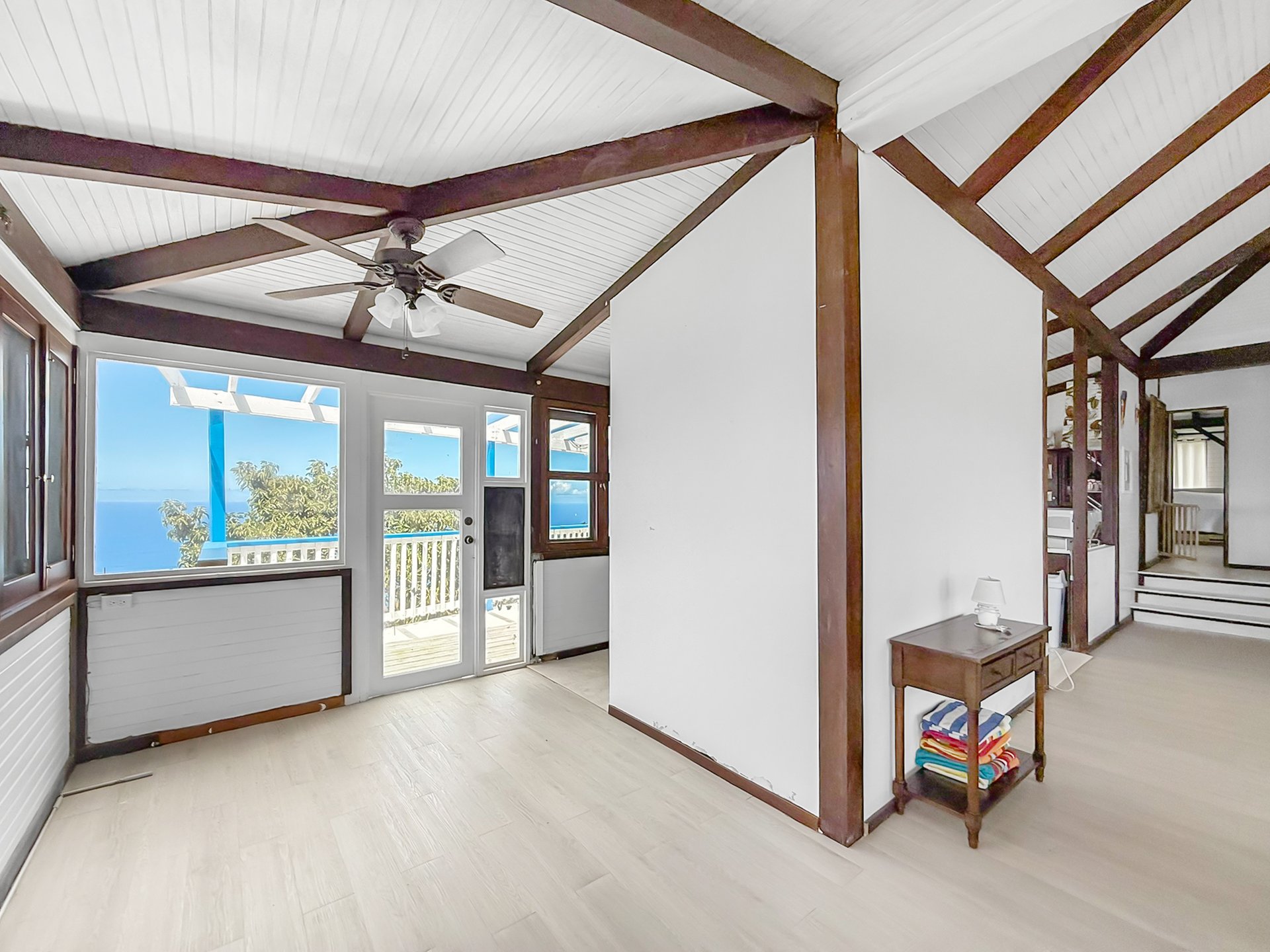 951 Casablanca-Luck Hill Standalone Home