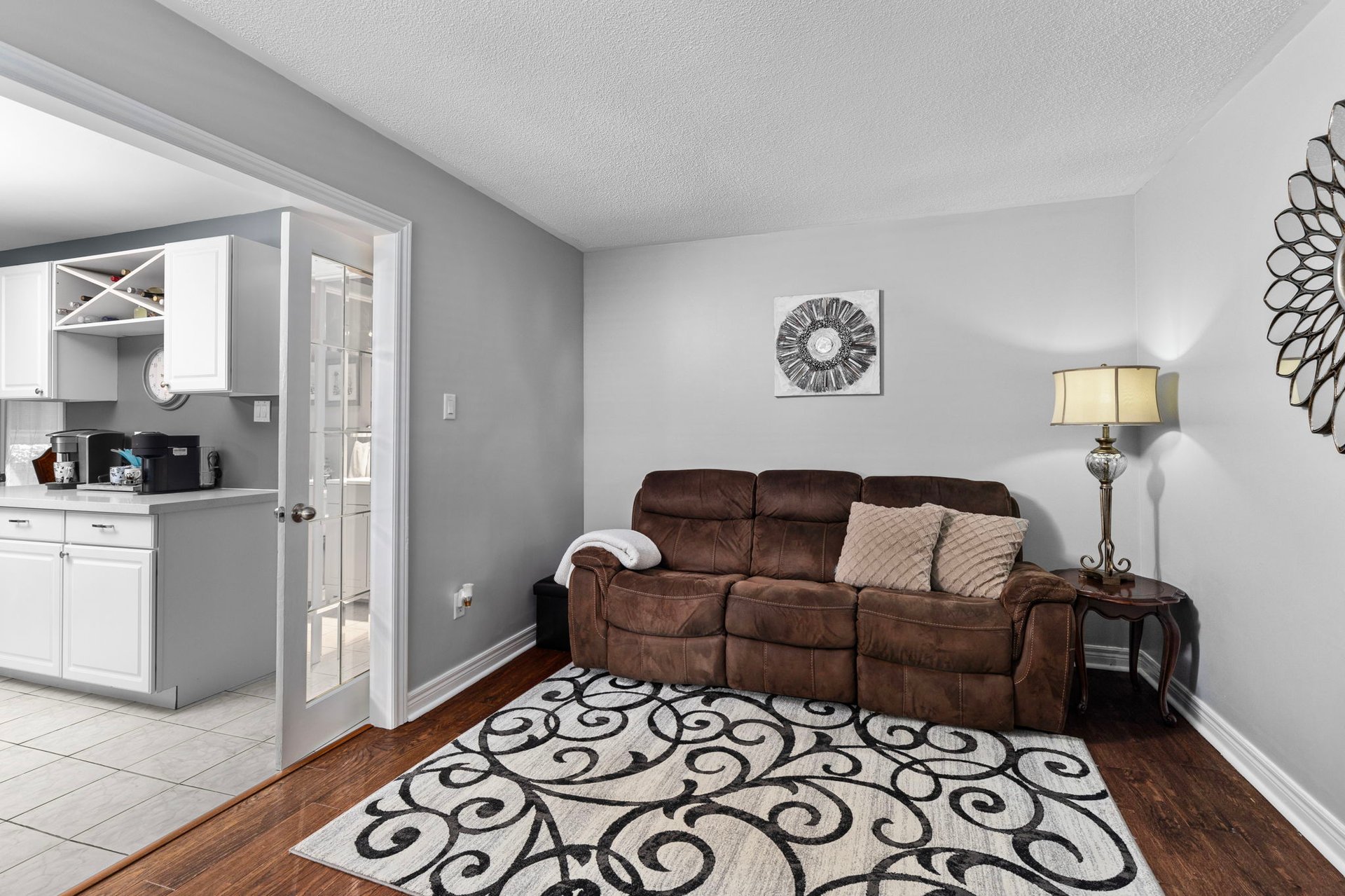90 Bishop Drive, Barrie