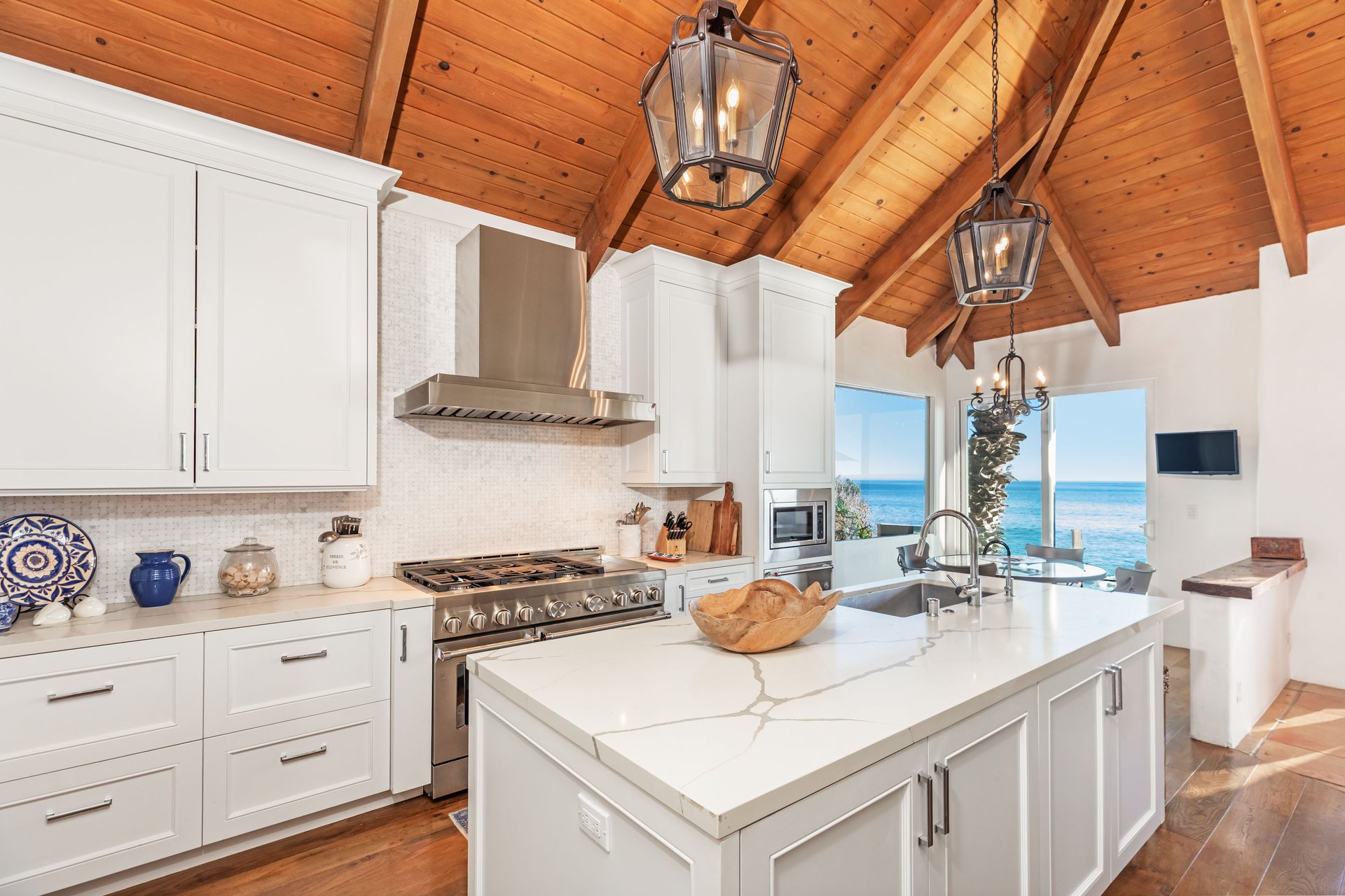 24408 Malibu Rd