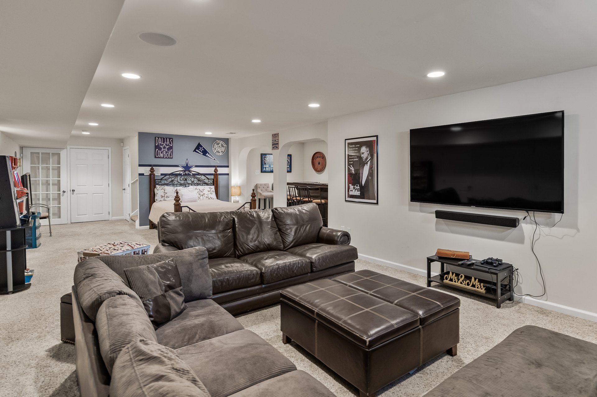 618 Stockton Dr