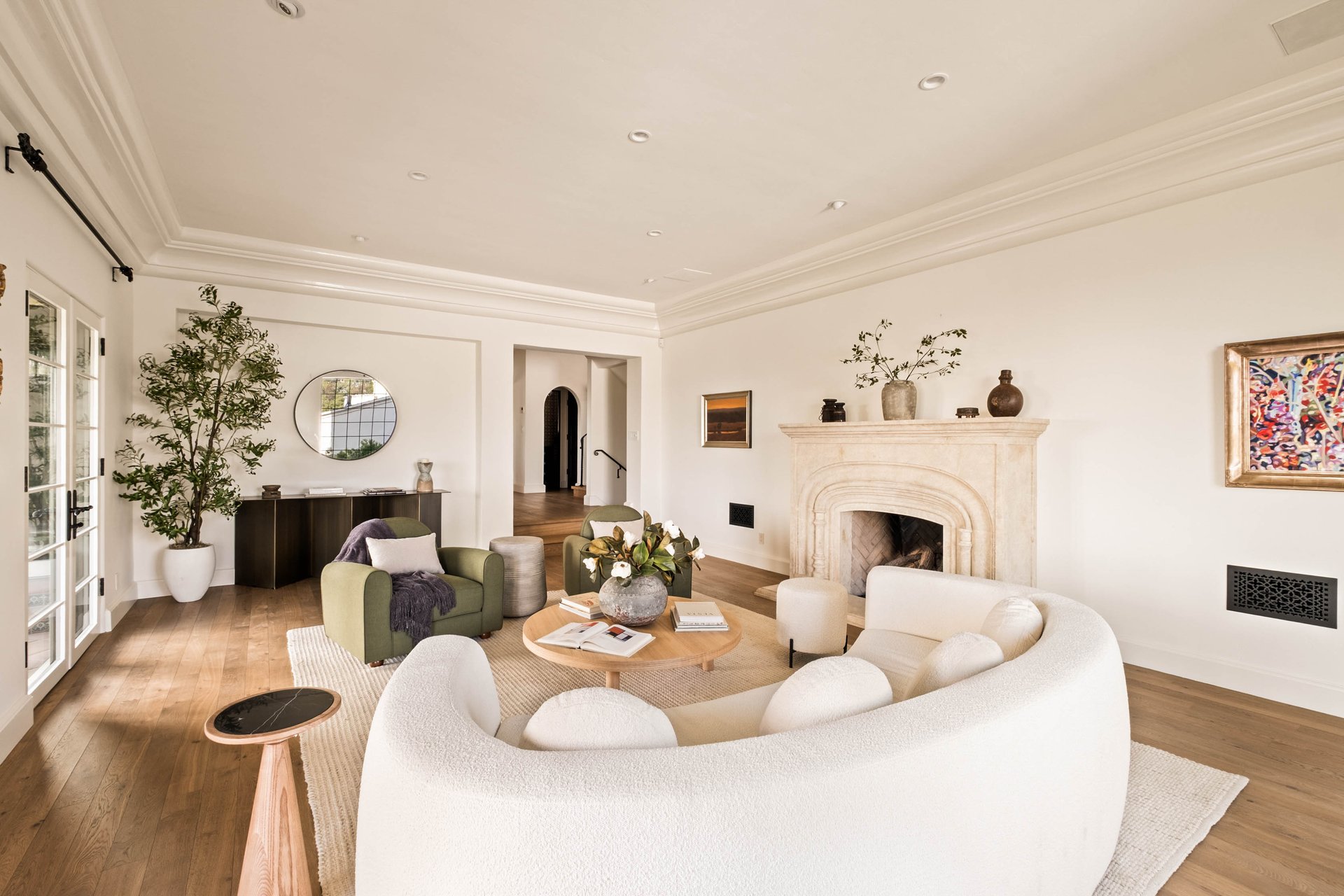 7020 La Presa Dr, Hollywood Hills