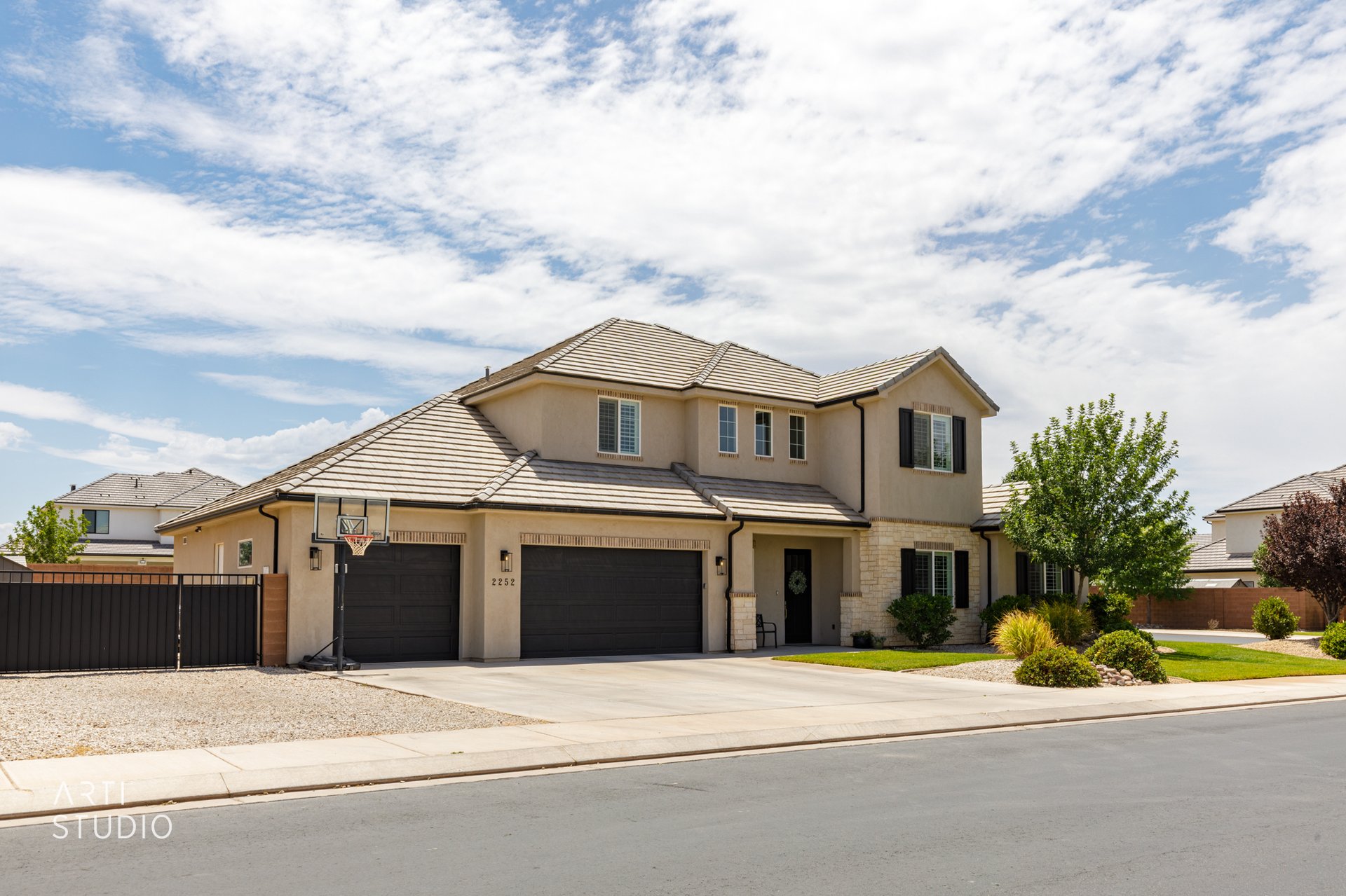 Fieldstone Cir