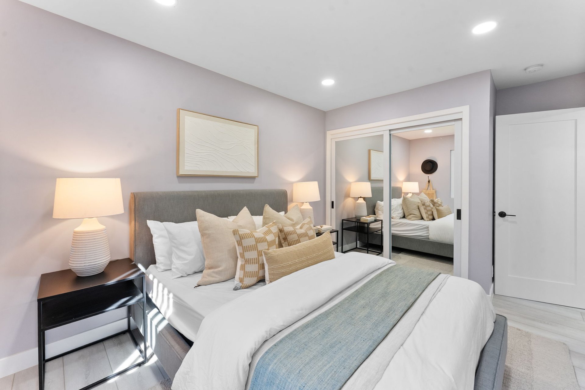 1413 La Salina St