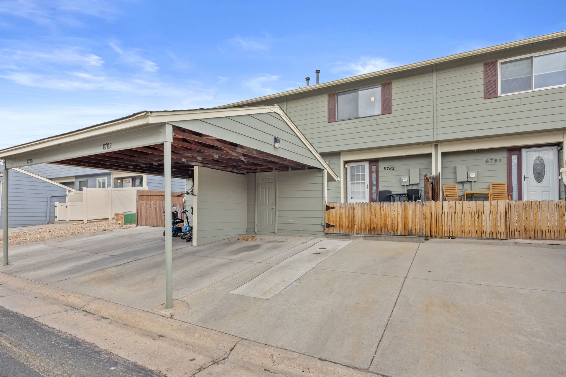 8782 Carr Loop