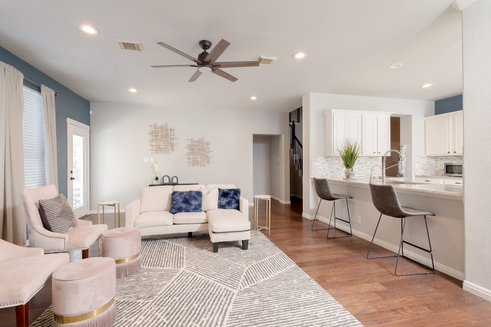 24843 CRESCENT RUN