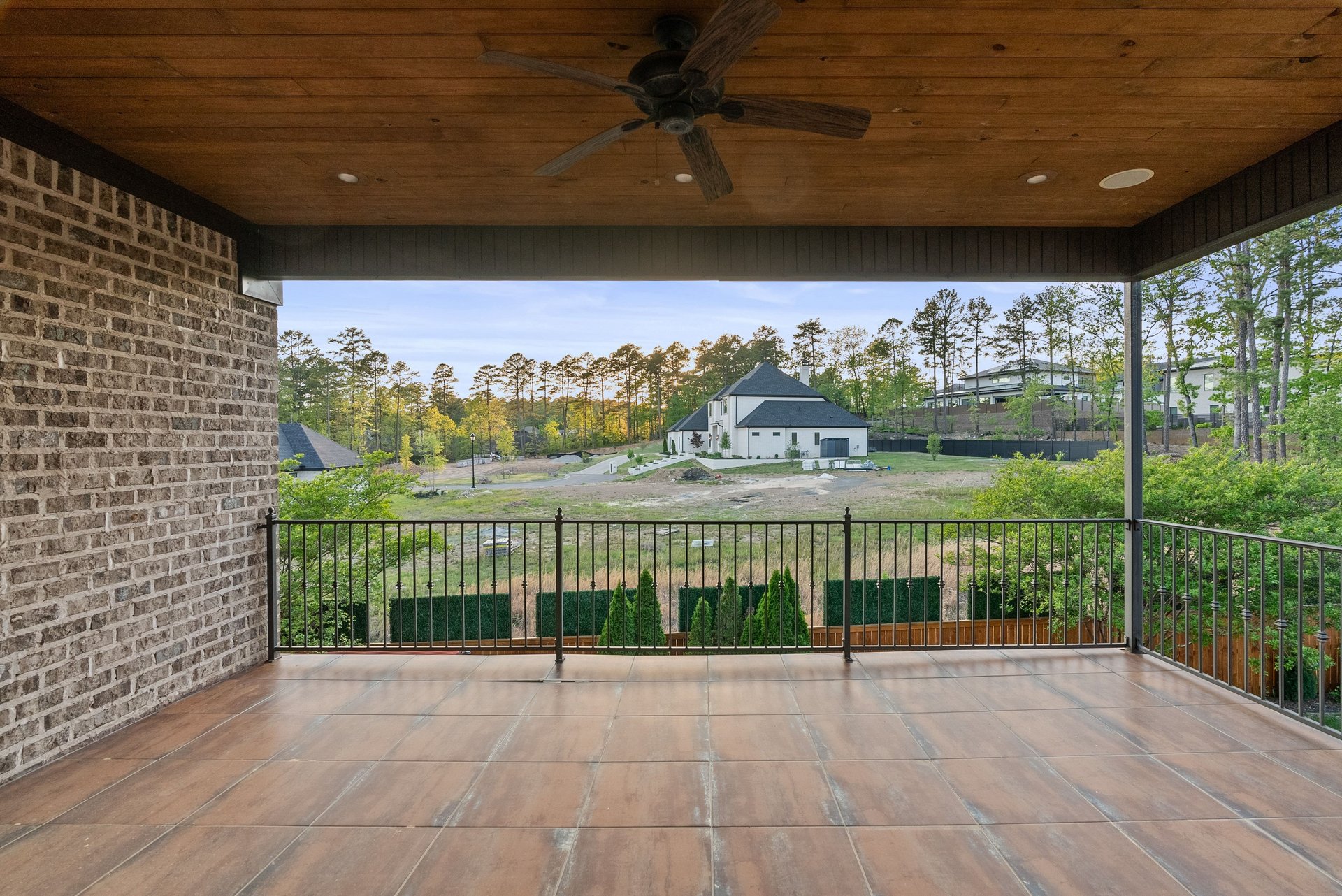 106 Orle Dr