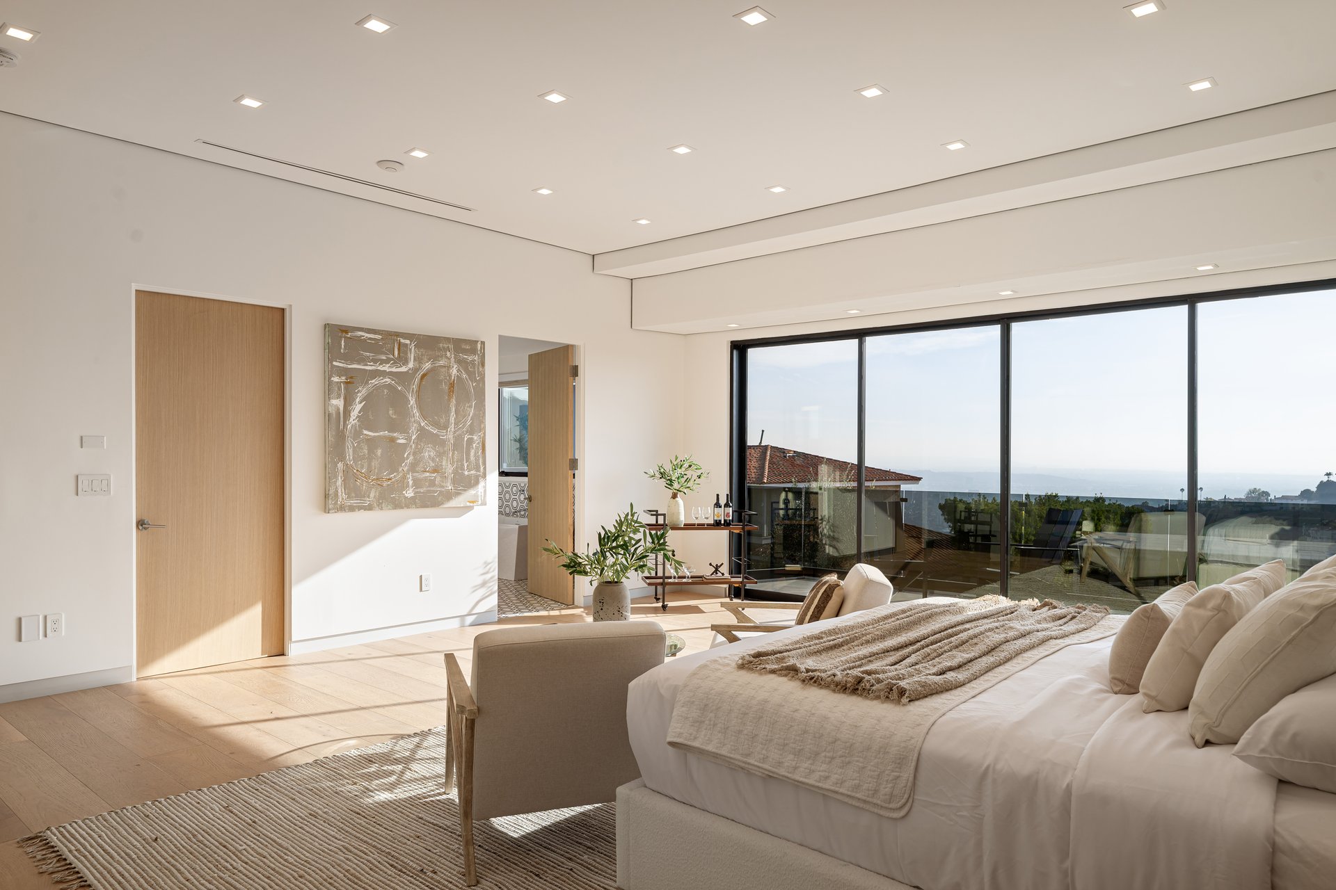 7911 Oceanus Dr, Hollywood HIlls