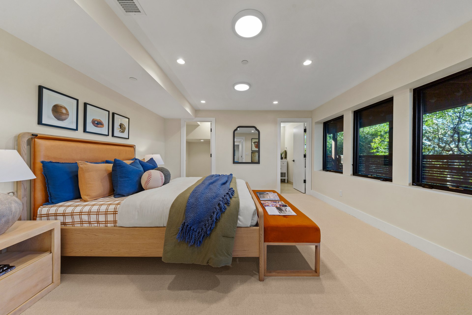 Contemporary Gem on Belvedere Island