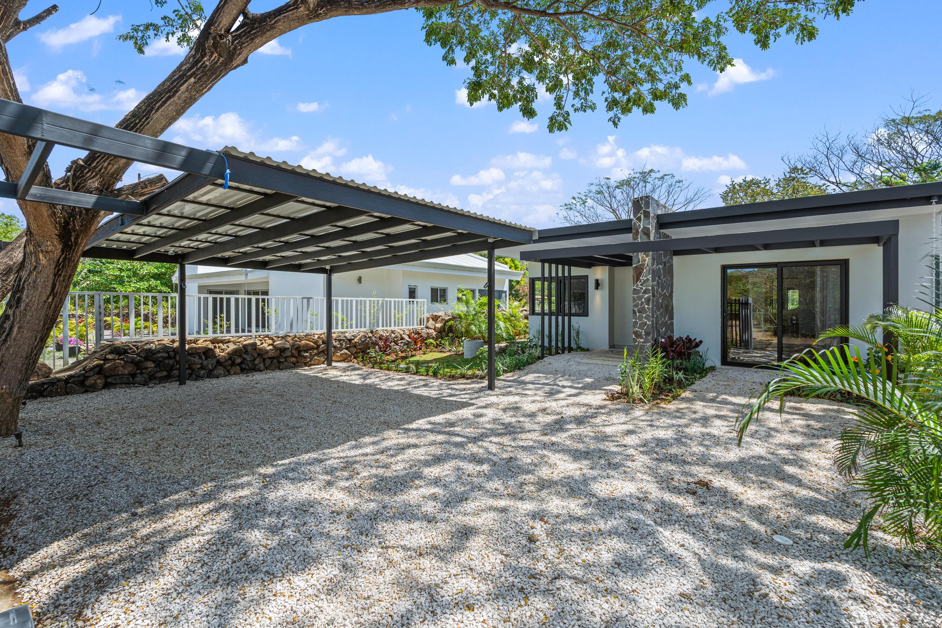 Casa Kuna | 3-Bed Modern Coastal Oasis in the Heart of Playas del Coco