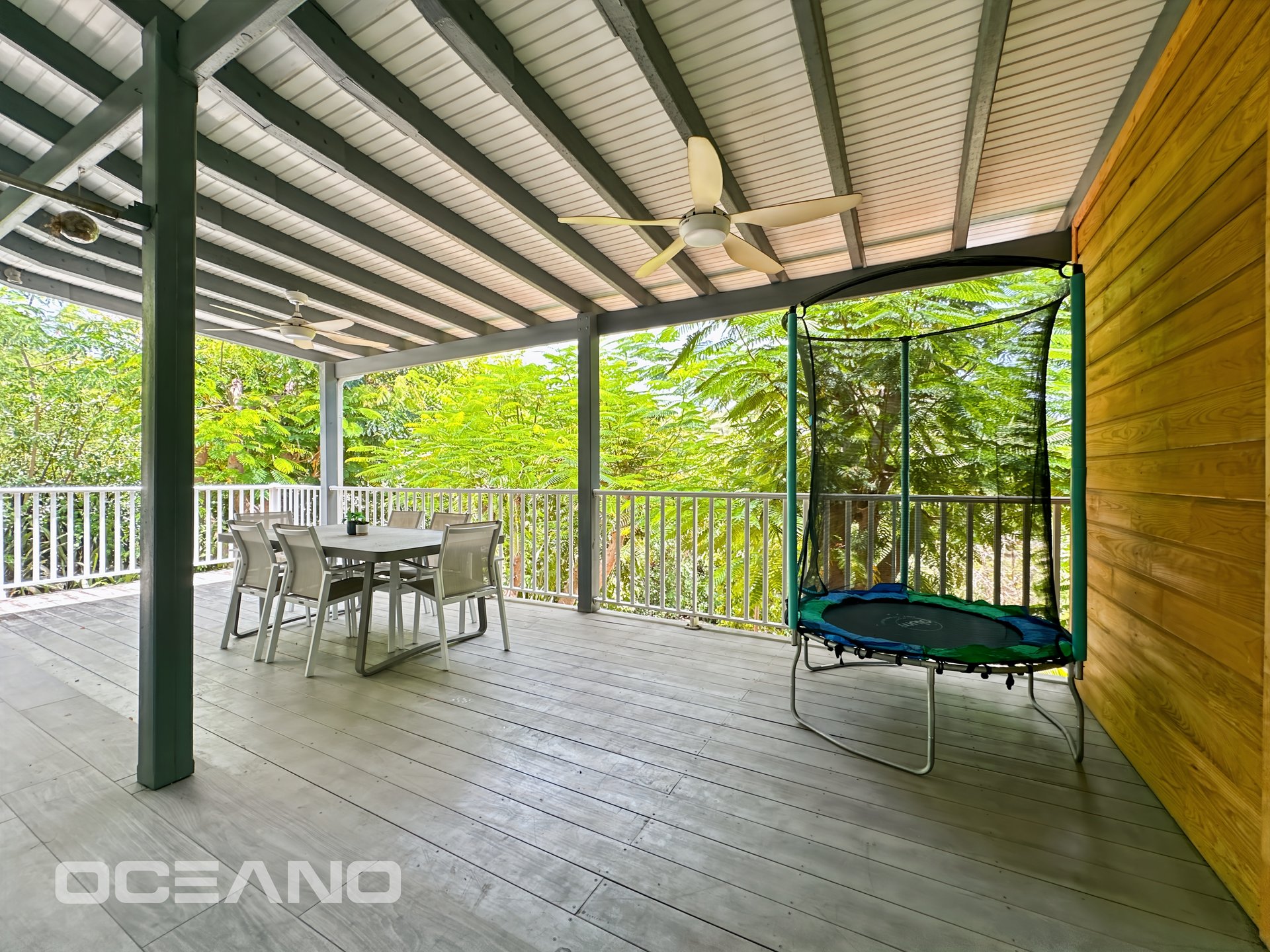 Cozy Home with Mezzanine and Large Terrace – Orient Bay