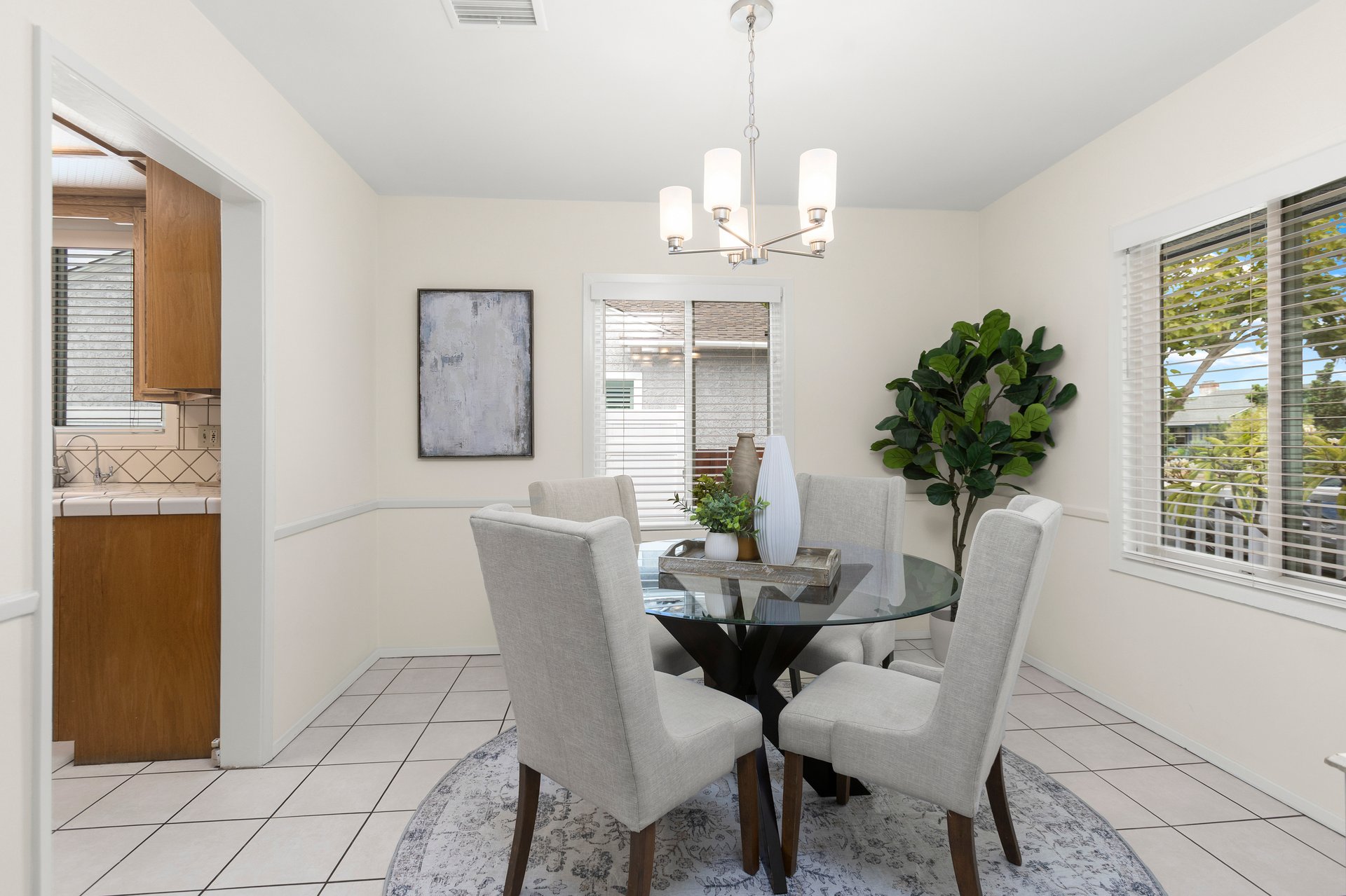 2842 Silva St, Lakewood