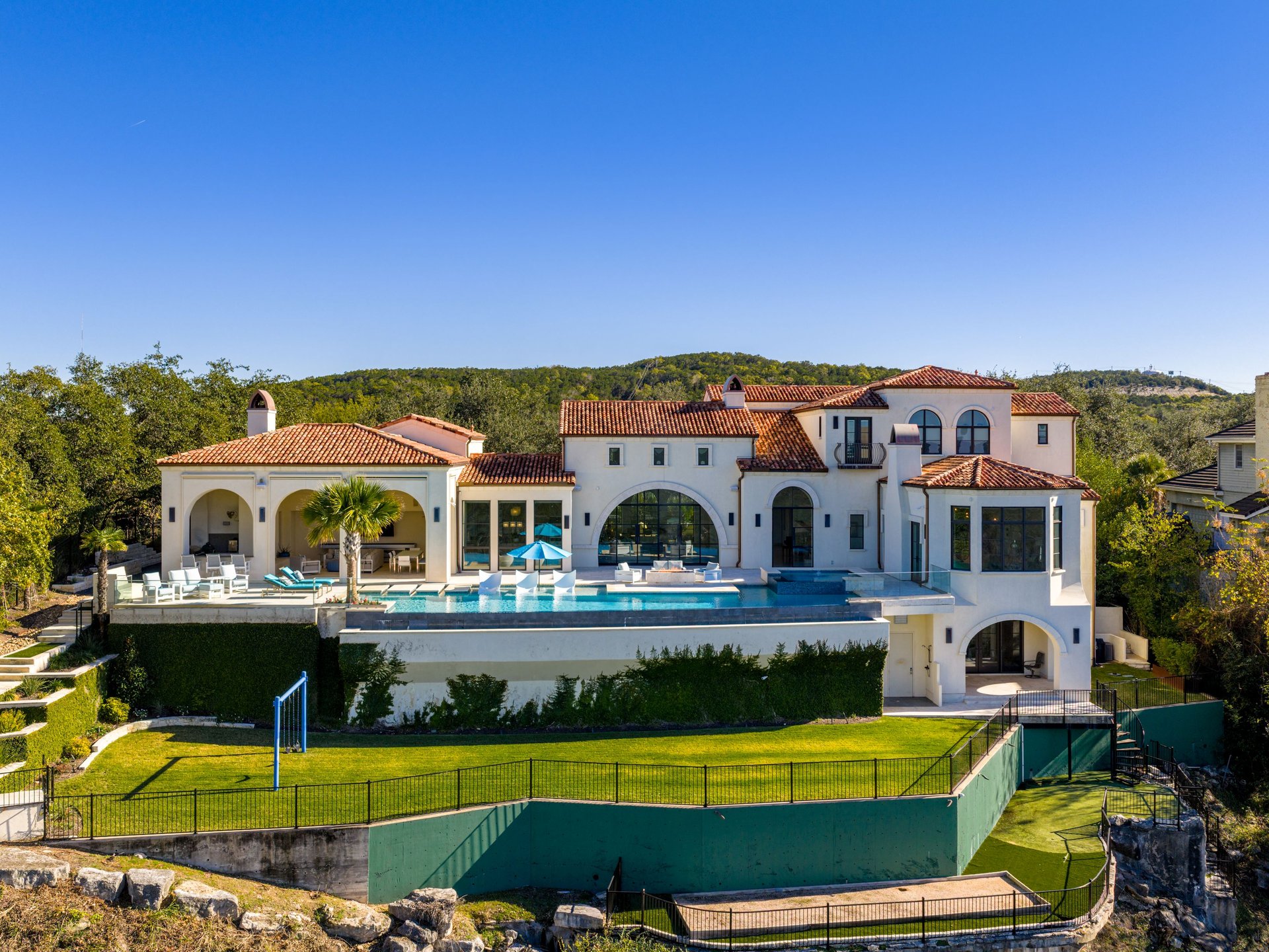 Chateau Blanc