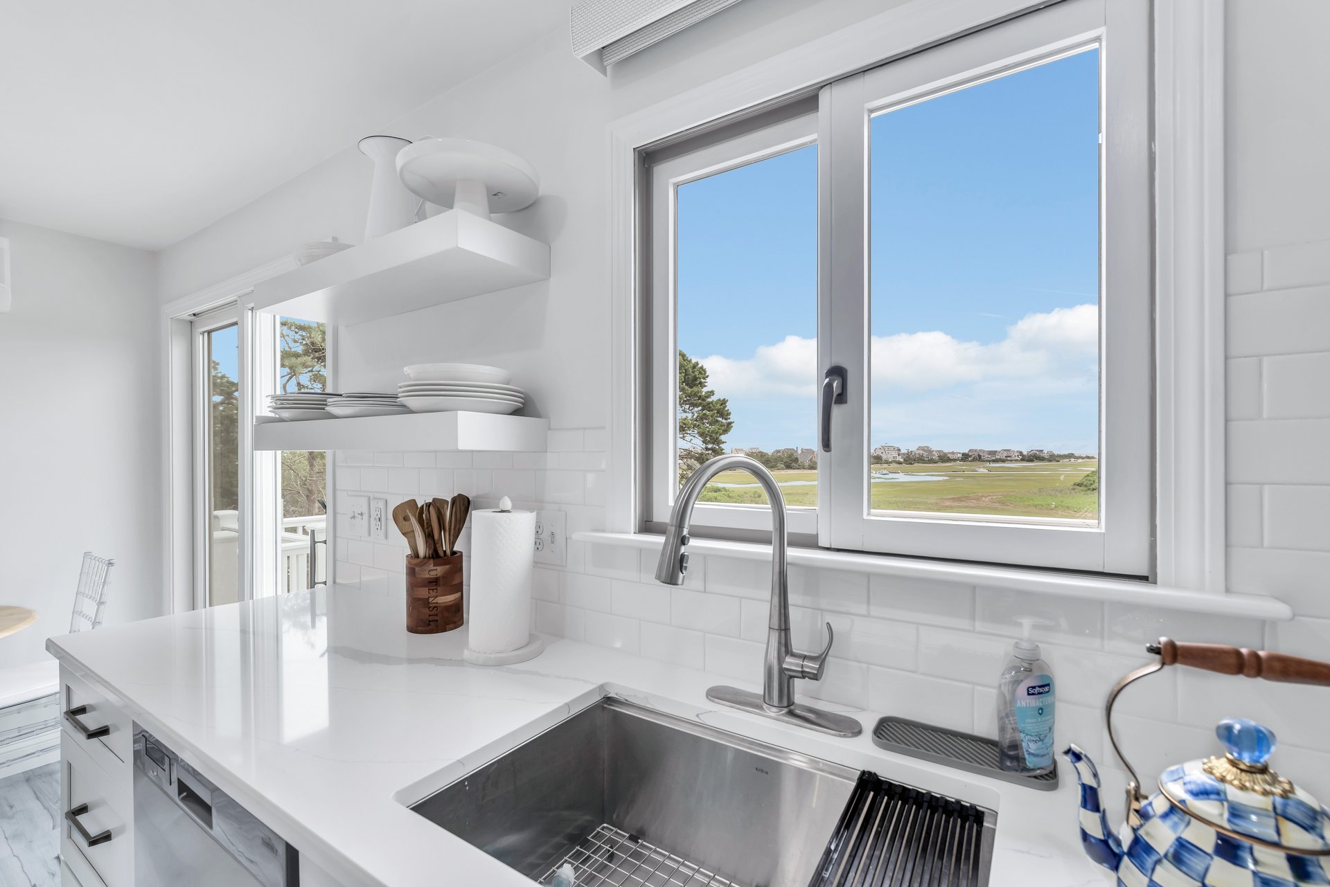 Waterfront Retreat in Scorton Marsh