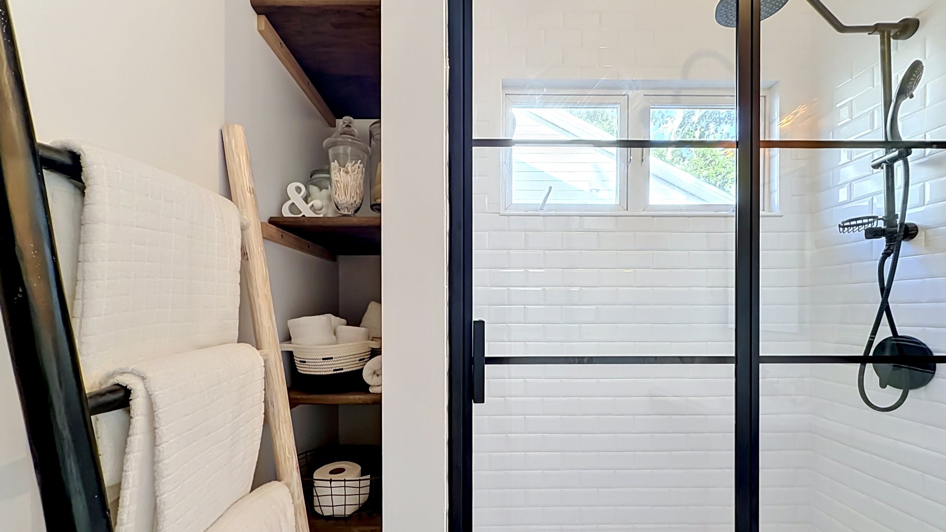 Charming 1925 Bungalow with Guesthouse in Orlando's Colonialtown