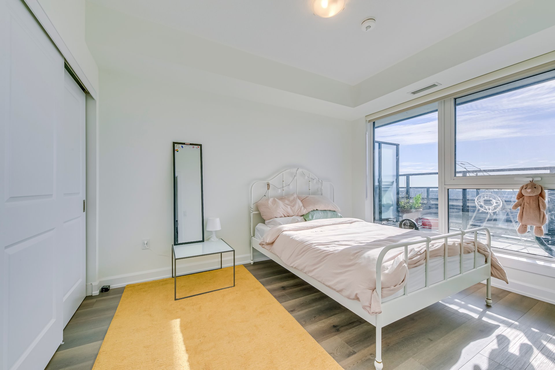 3200 William Coltson Ave #906