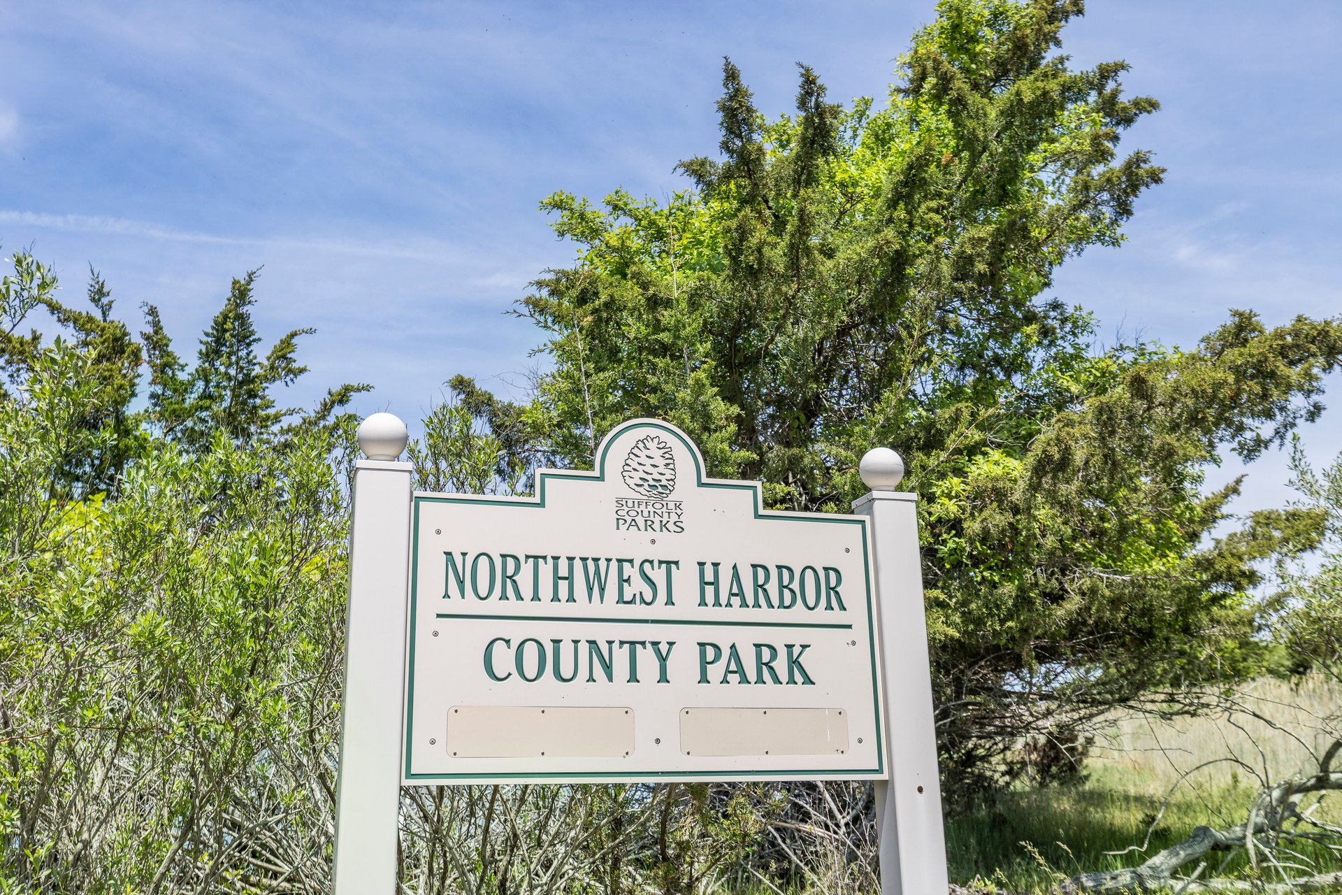 60 NW Landing Rd