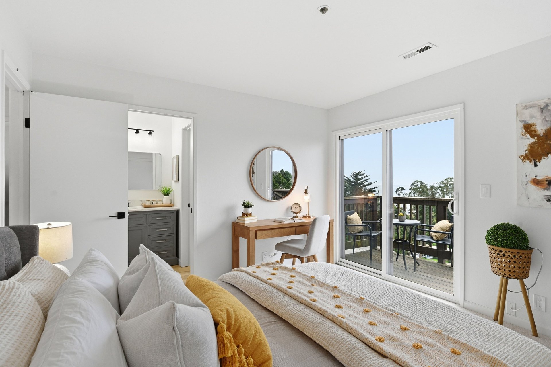 504 Monterey Road 10