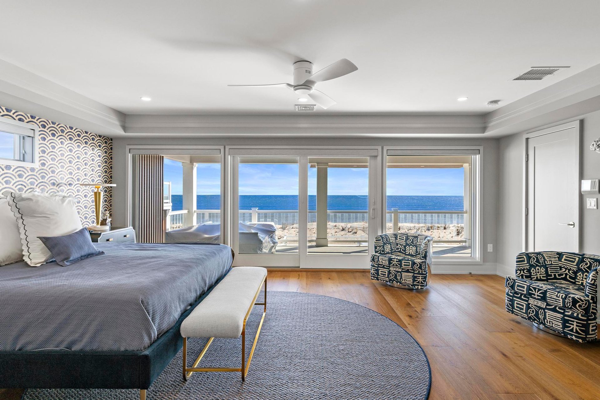 2215 Ocean Ave