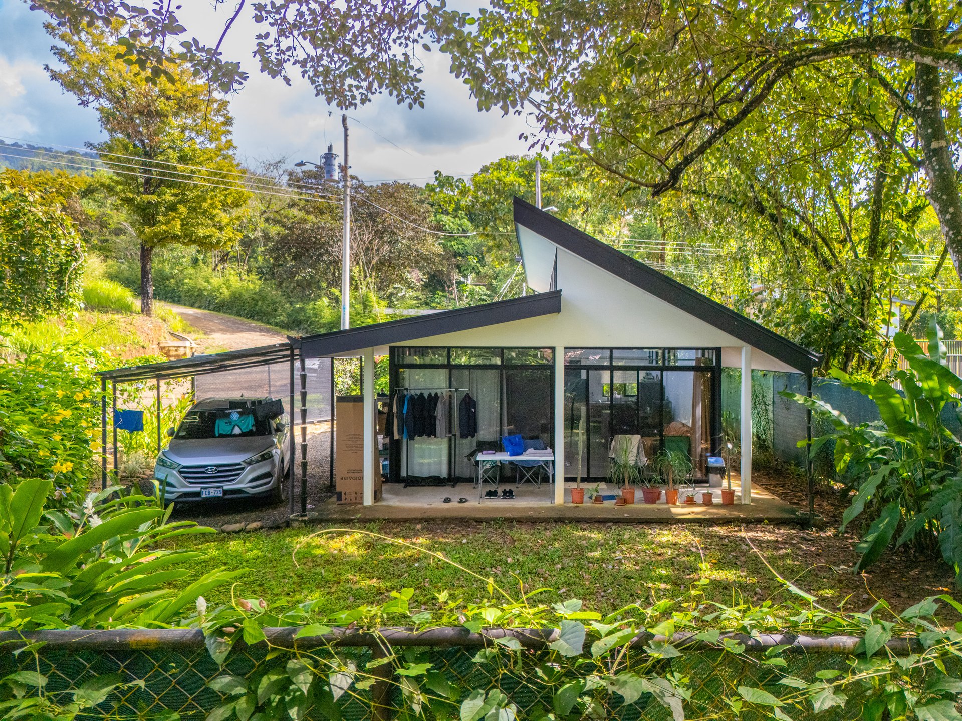 Turnkey Property with 3 Income-Generating Homes in an Exceptional Uvita Location