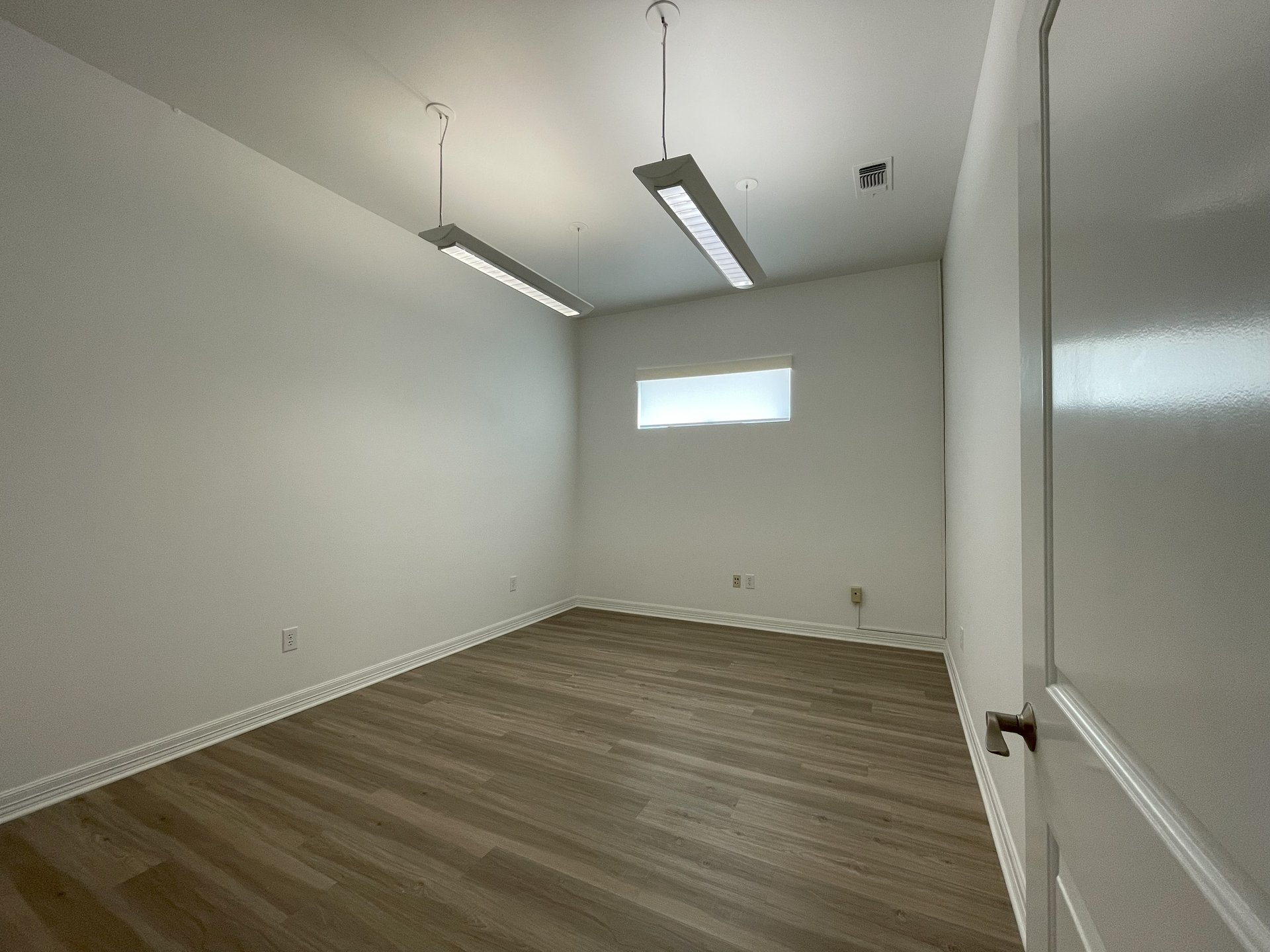 Scenic Loop Business Park | JUST LEASED