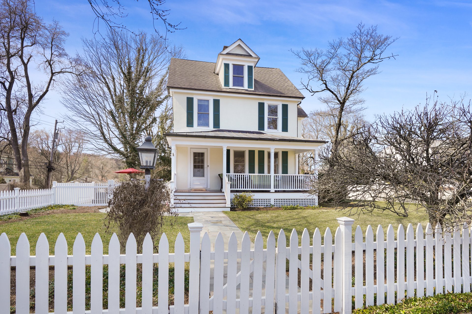 37 Hillside Avenue