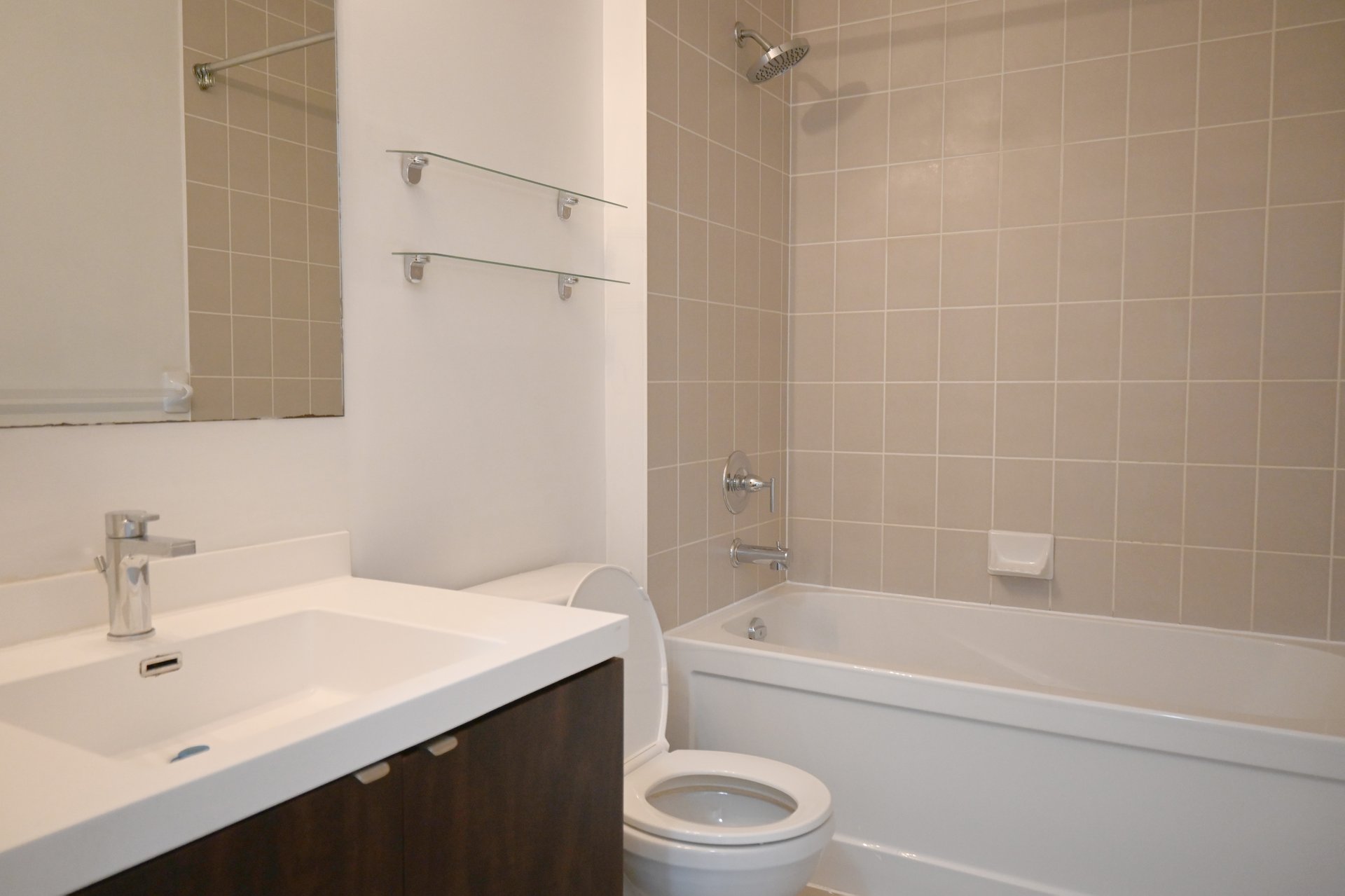352 Front St W Unit: 2103