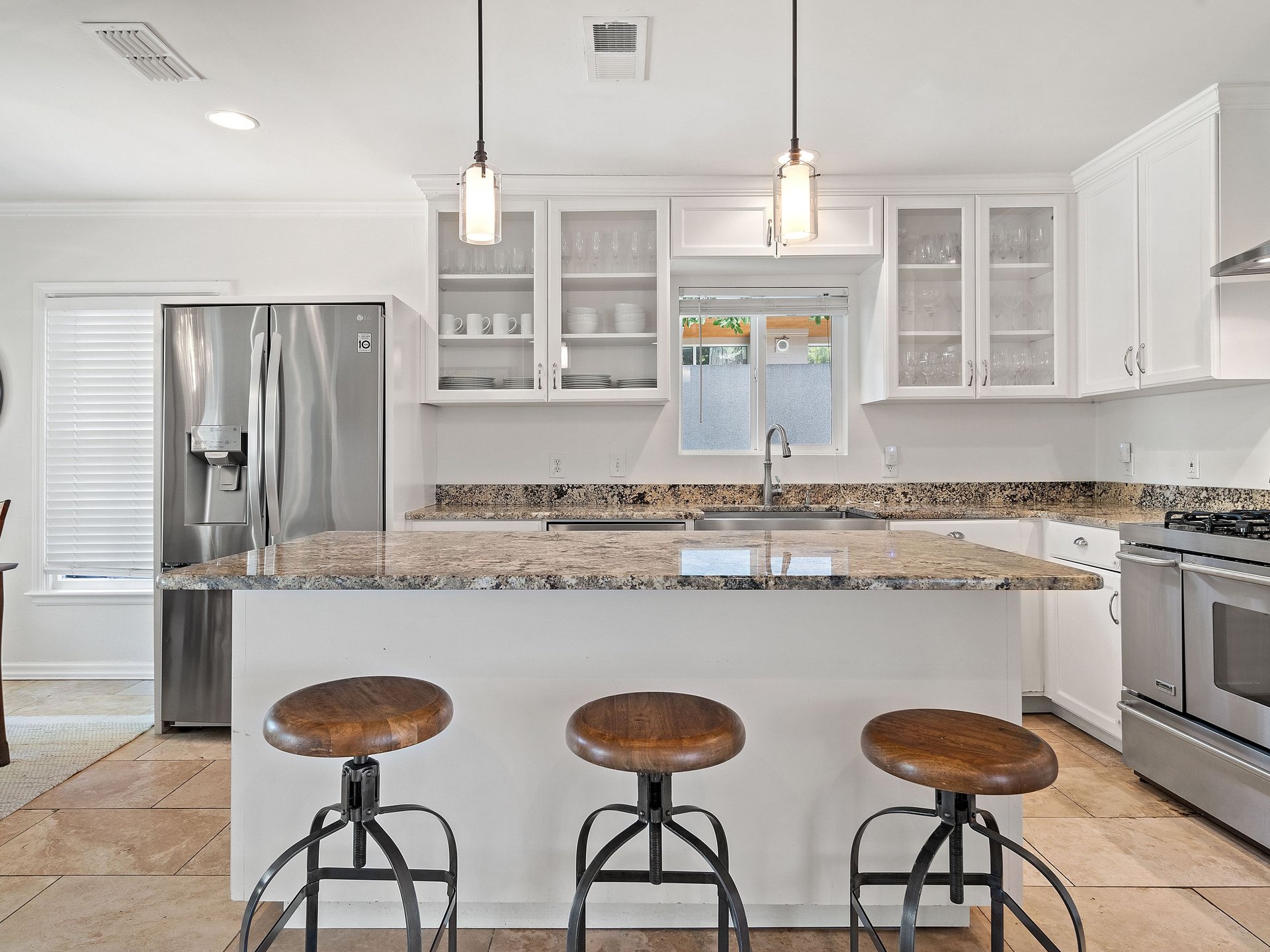 Modern Elegance in Bryker Woods