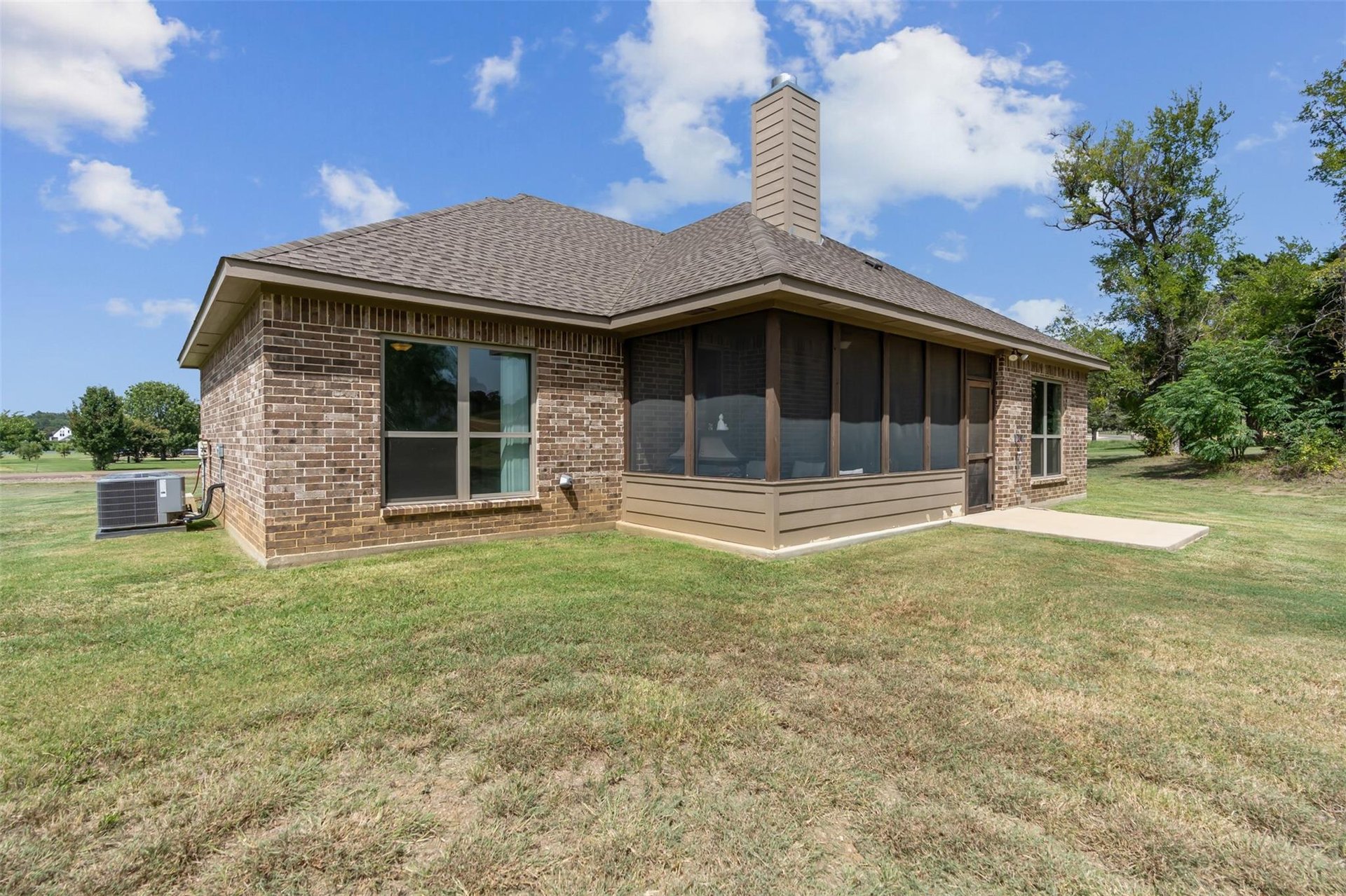 Luxury Lakefront Living