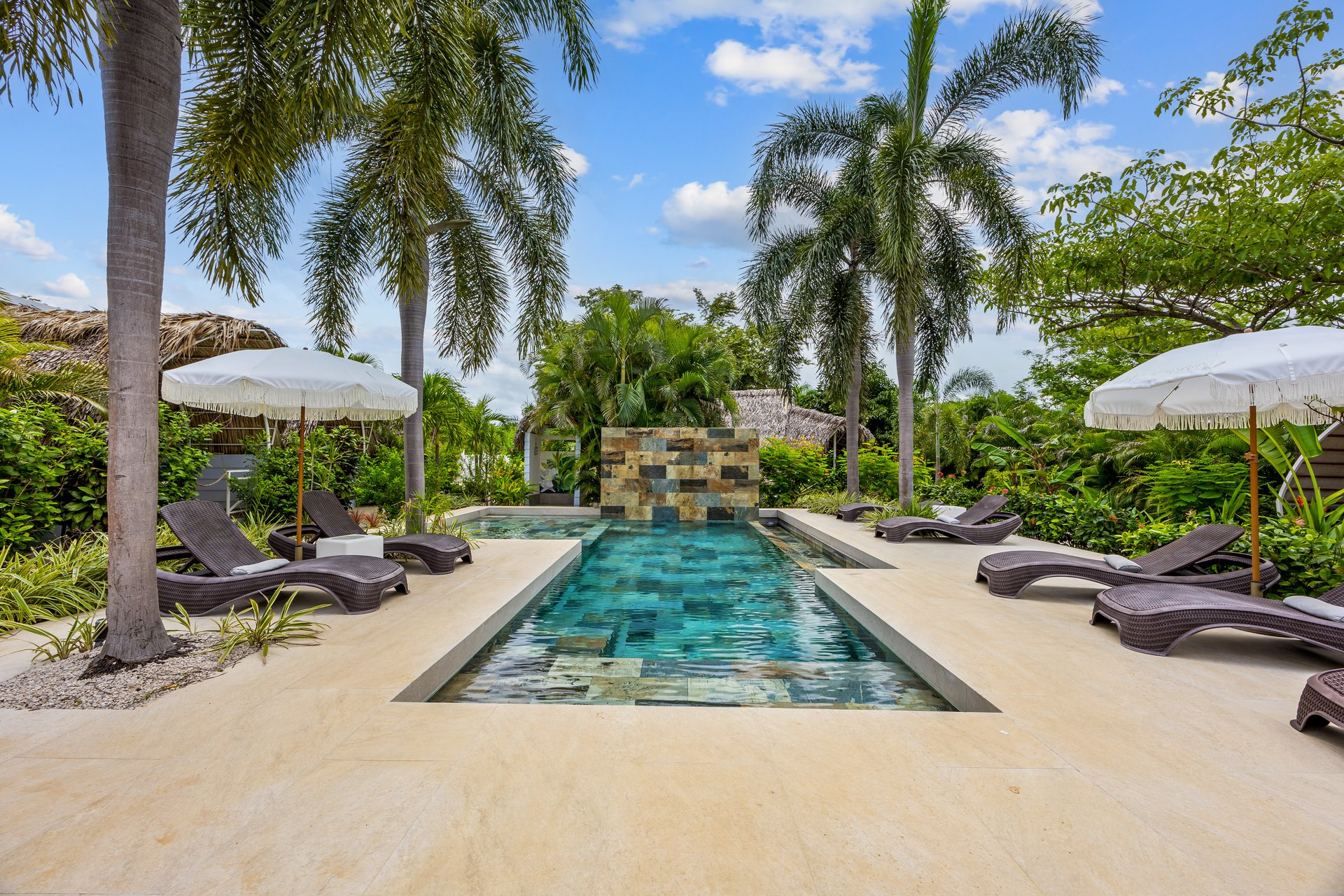 Les Voiles Blanches | Turnkey Boutique Luxury Lodge Near Tamarindo, Costa Rica